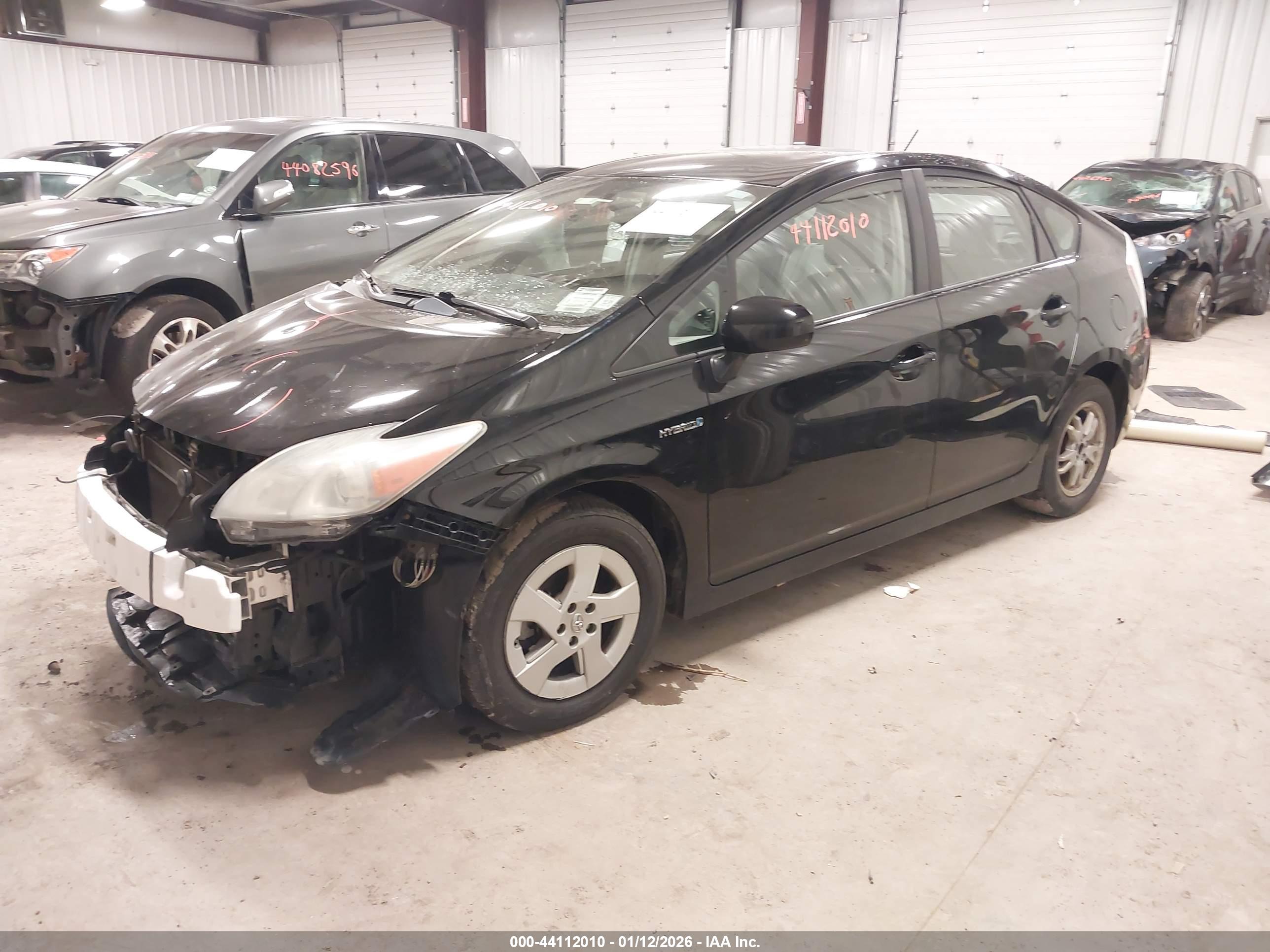 TOYOTA PRIUS image 2