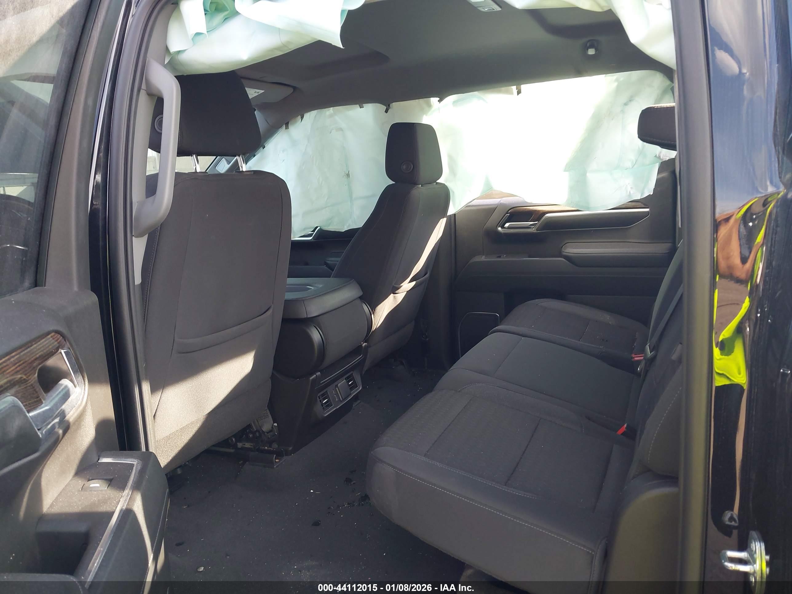 GMC SIERRA image 8