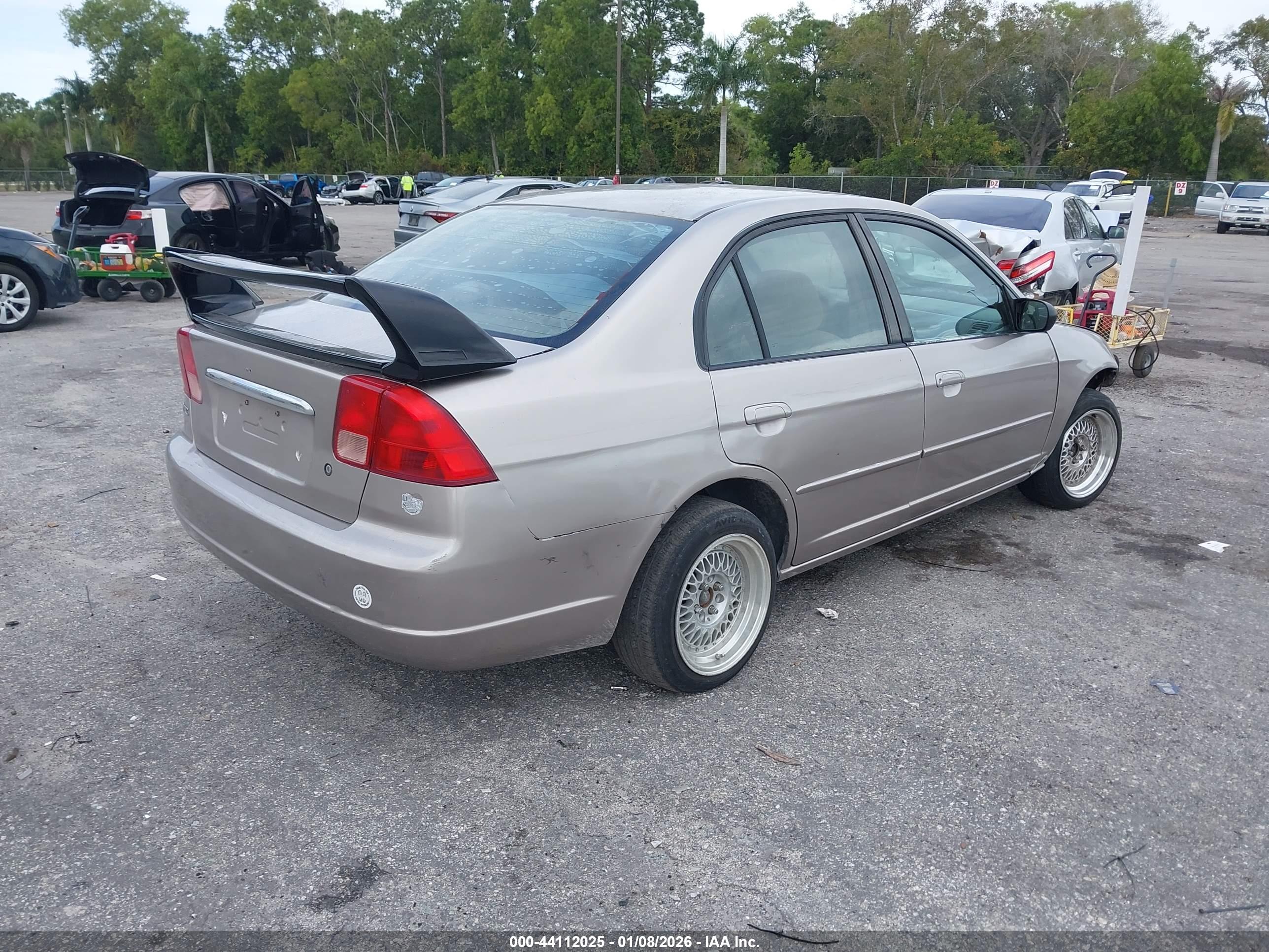 HONDA CIVIC image 4
