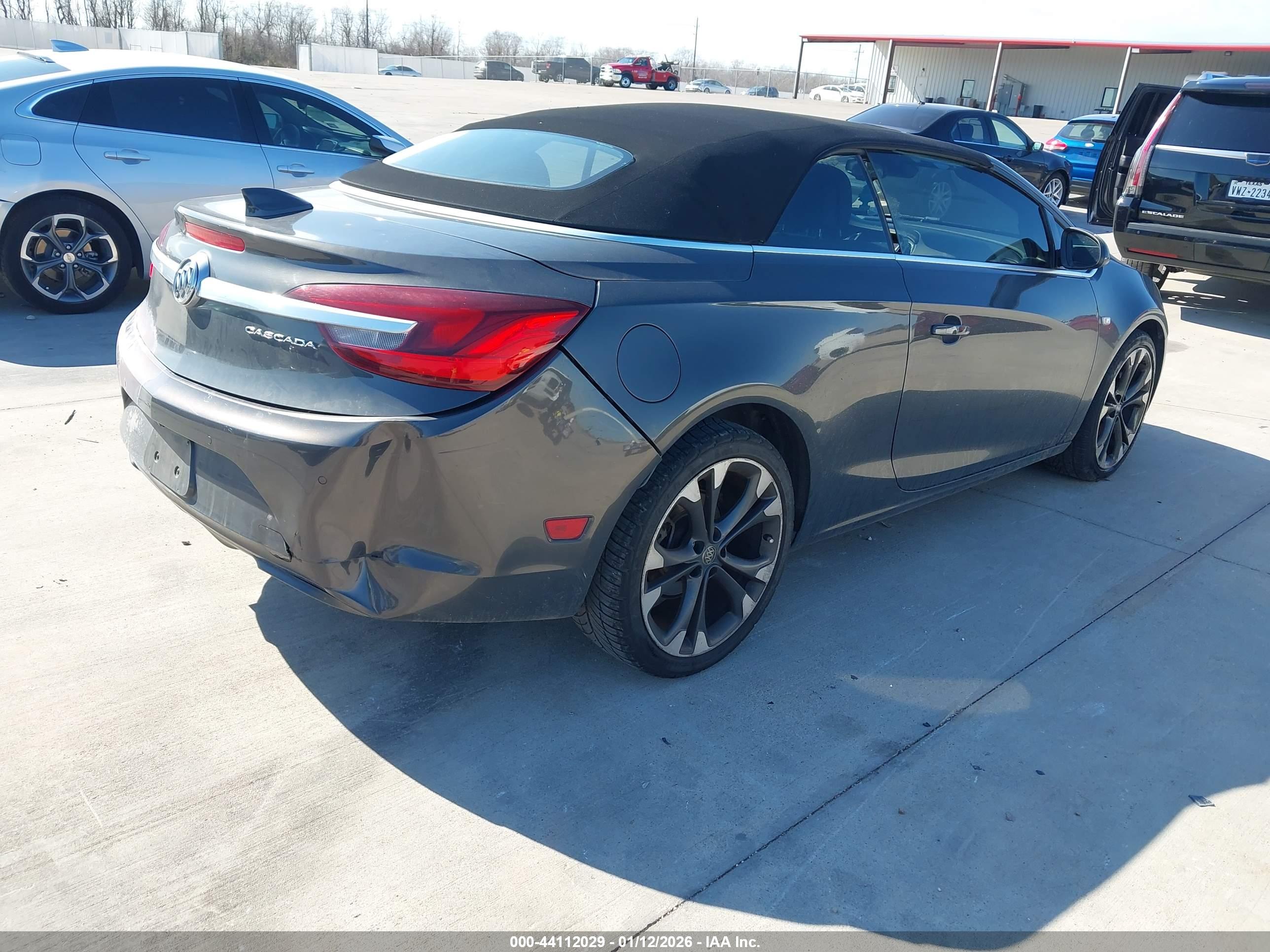 BUICK CASCADA image 4