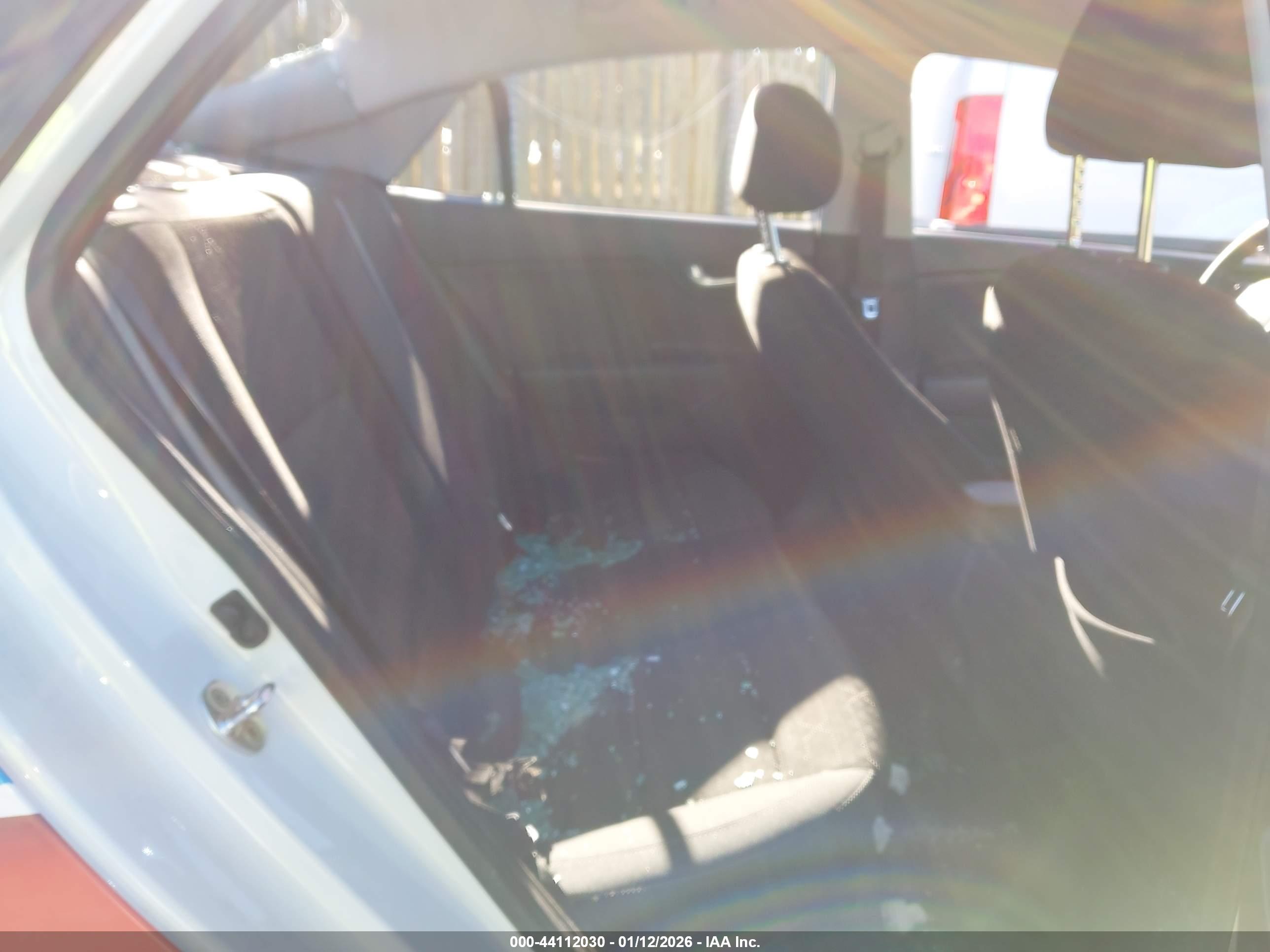 KIA RIO image 8