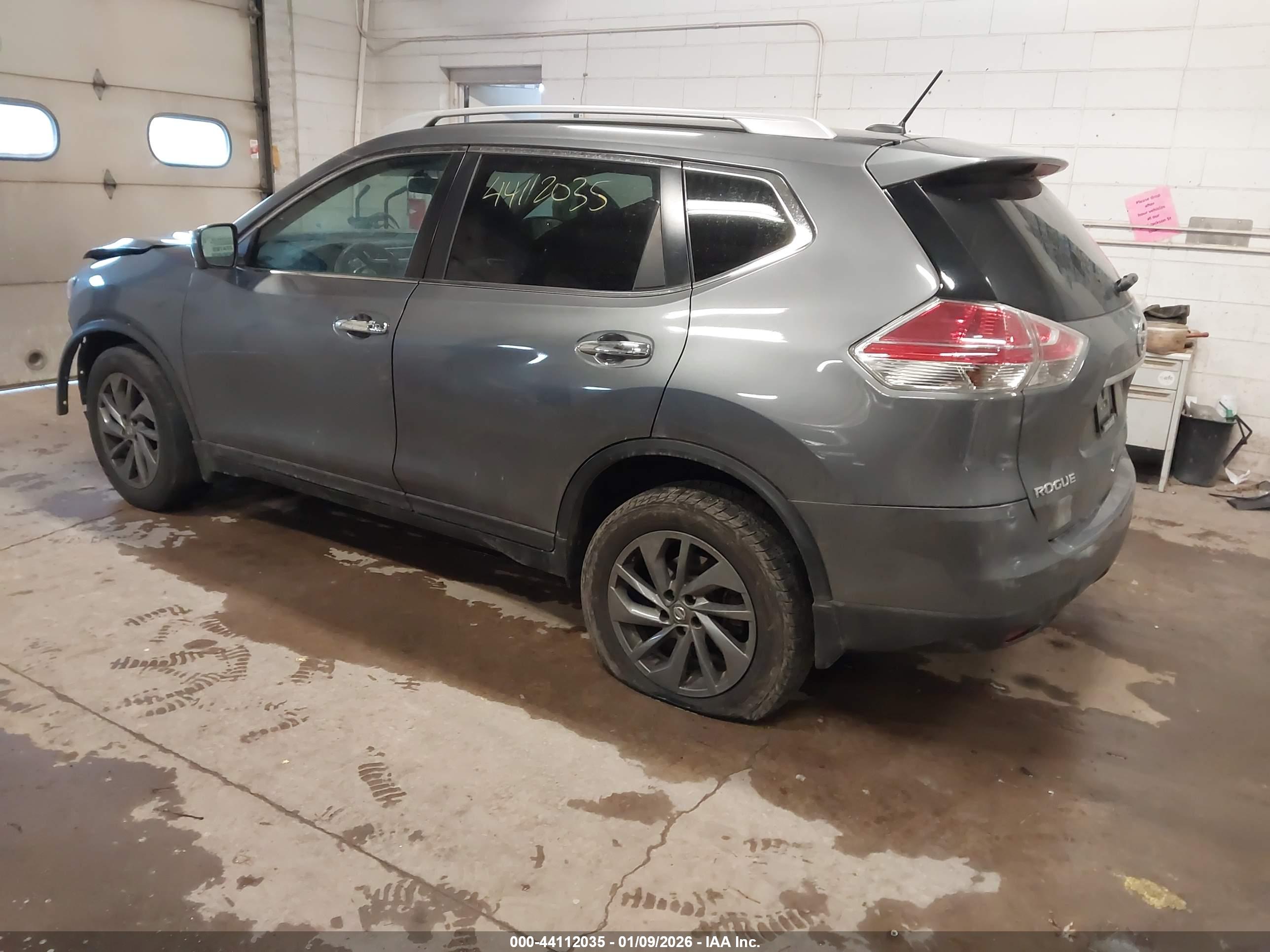 NISSAN ROGUE image 3