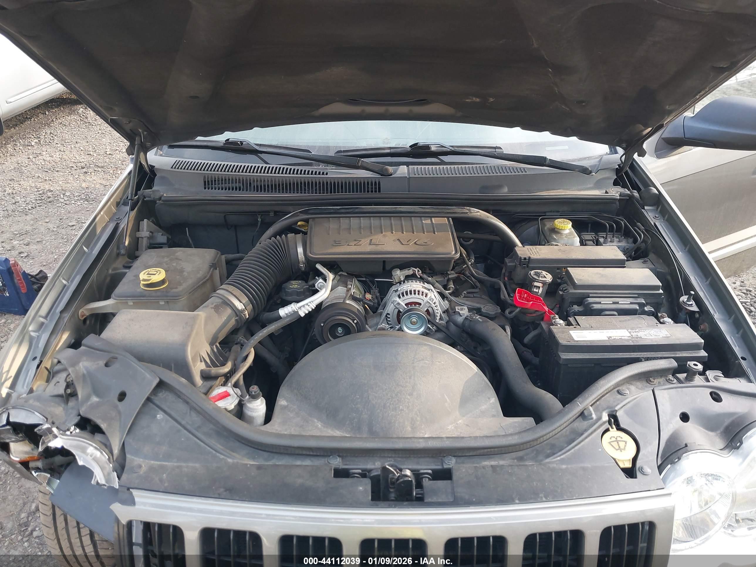 JEEP GRAND image 10