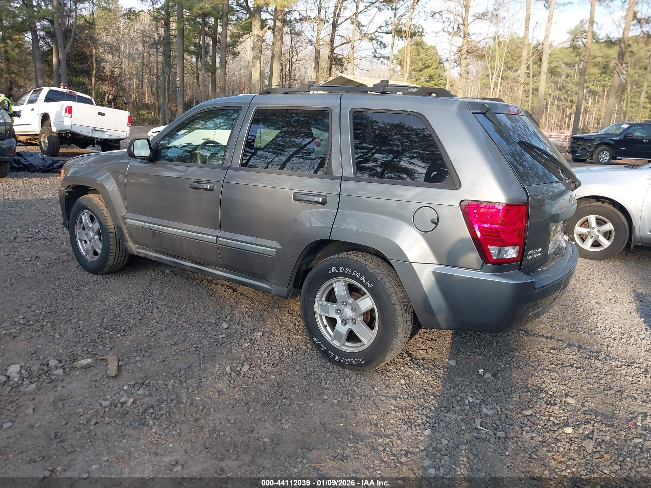 JEEP GRAND image 3