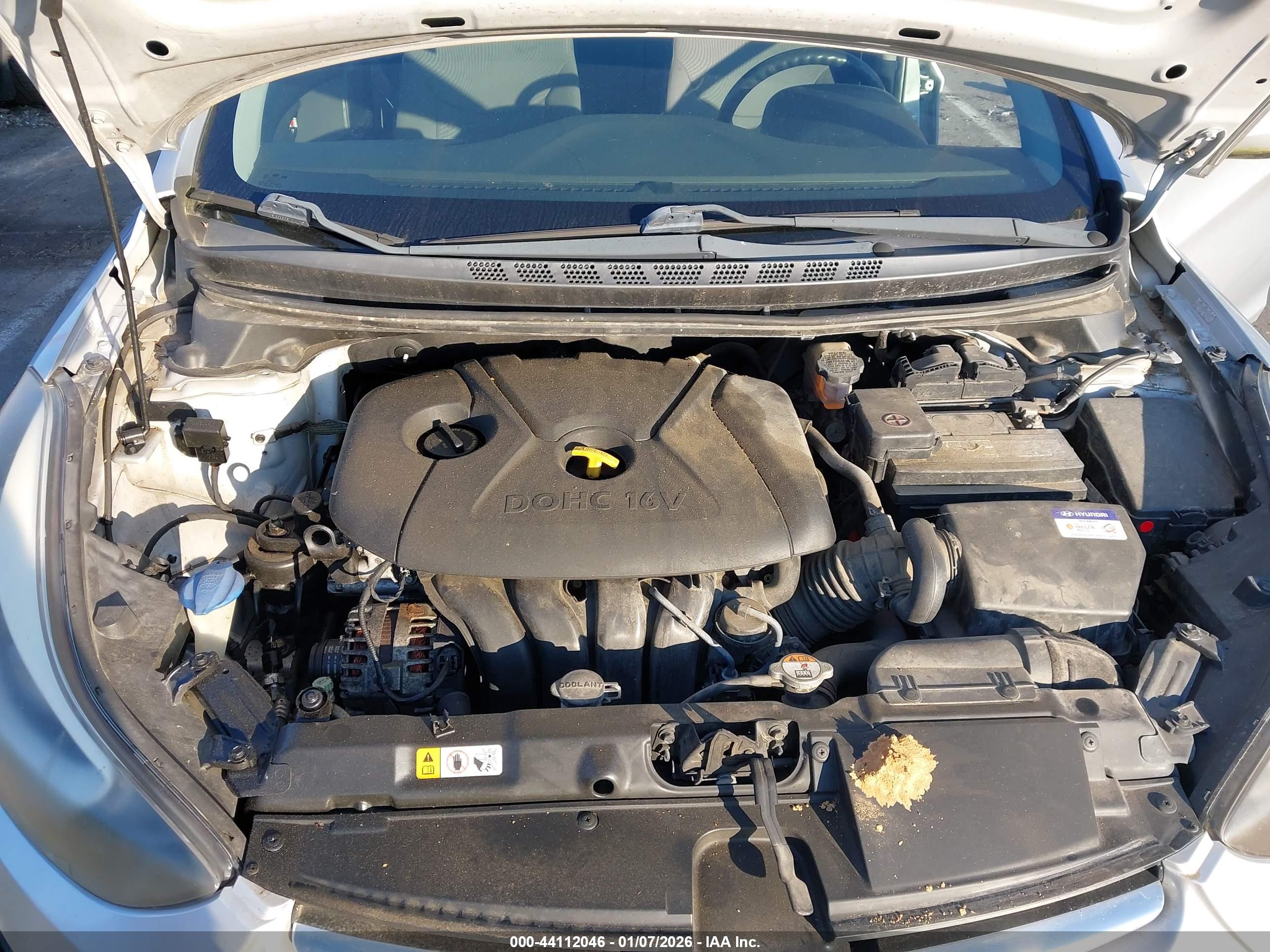 HYUNDAI ELANTRA image 10