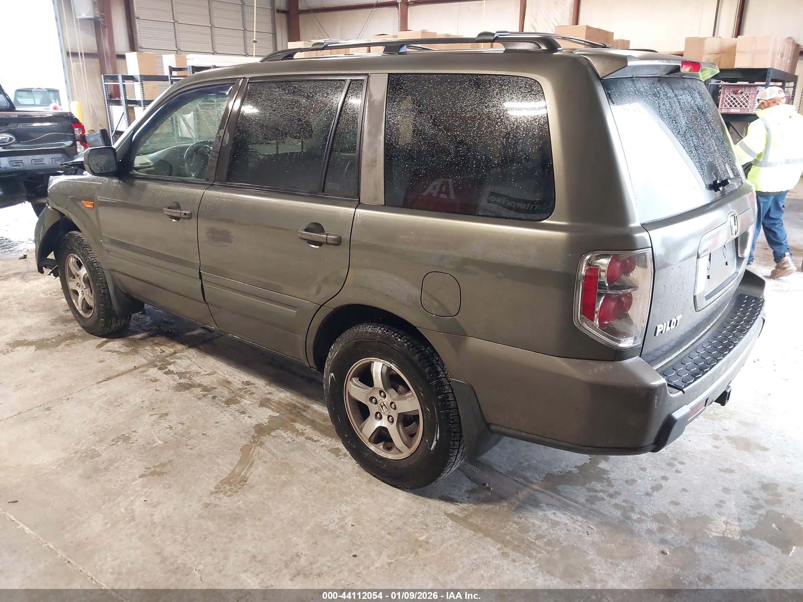 HONDA PILOT image 3