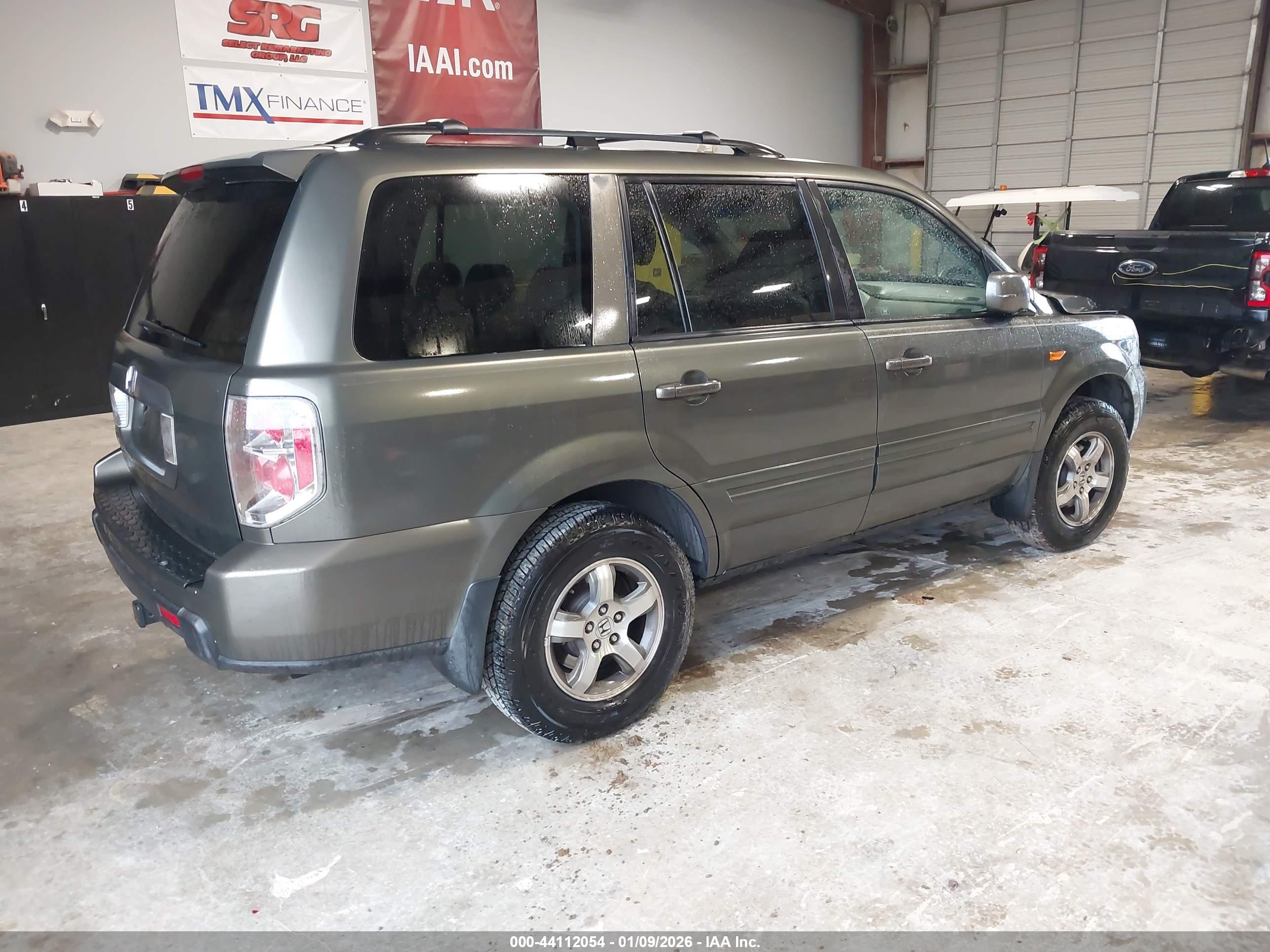 HONDA PILOT image 4