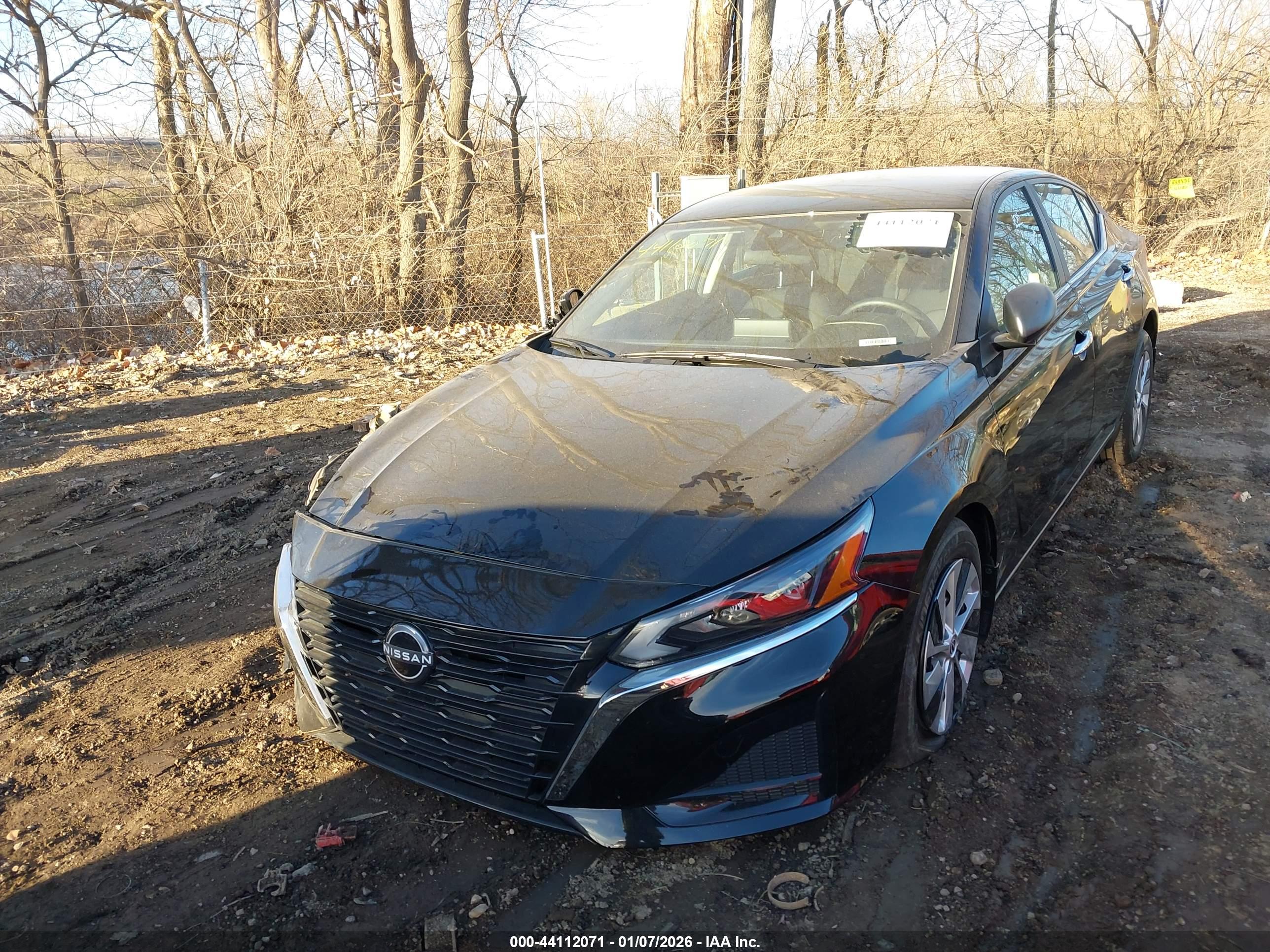 NISSAN ALTIMA image 2