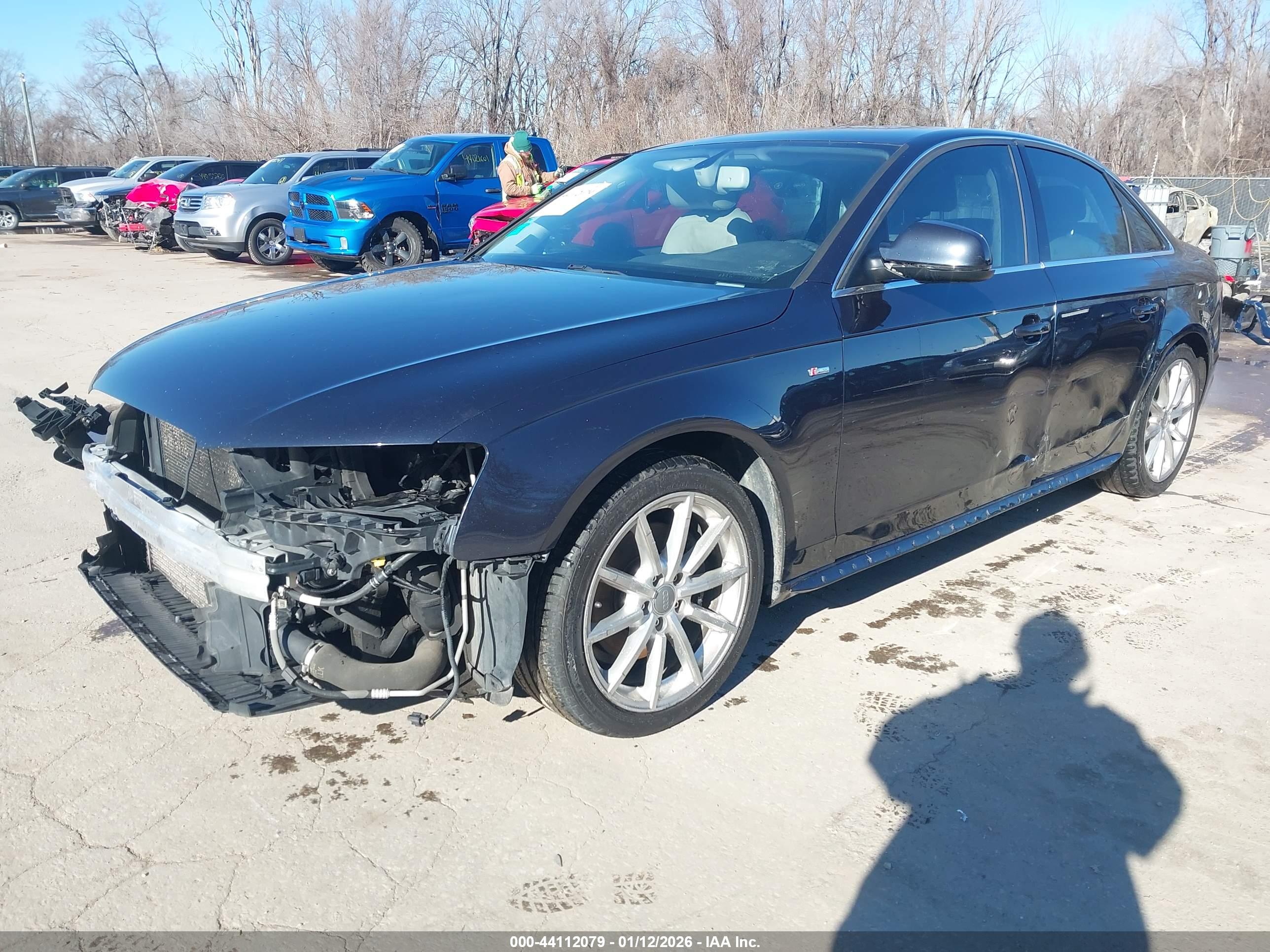 AUDI A4 image 2