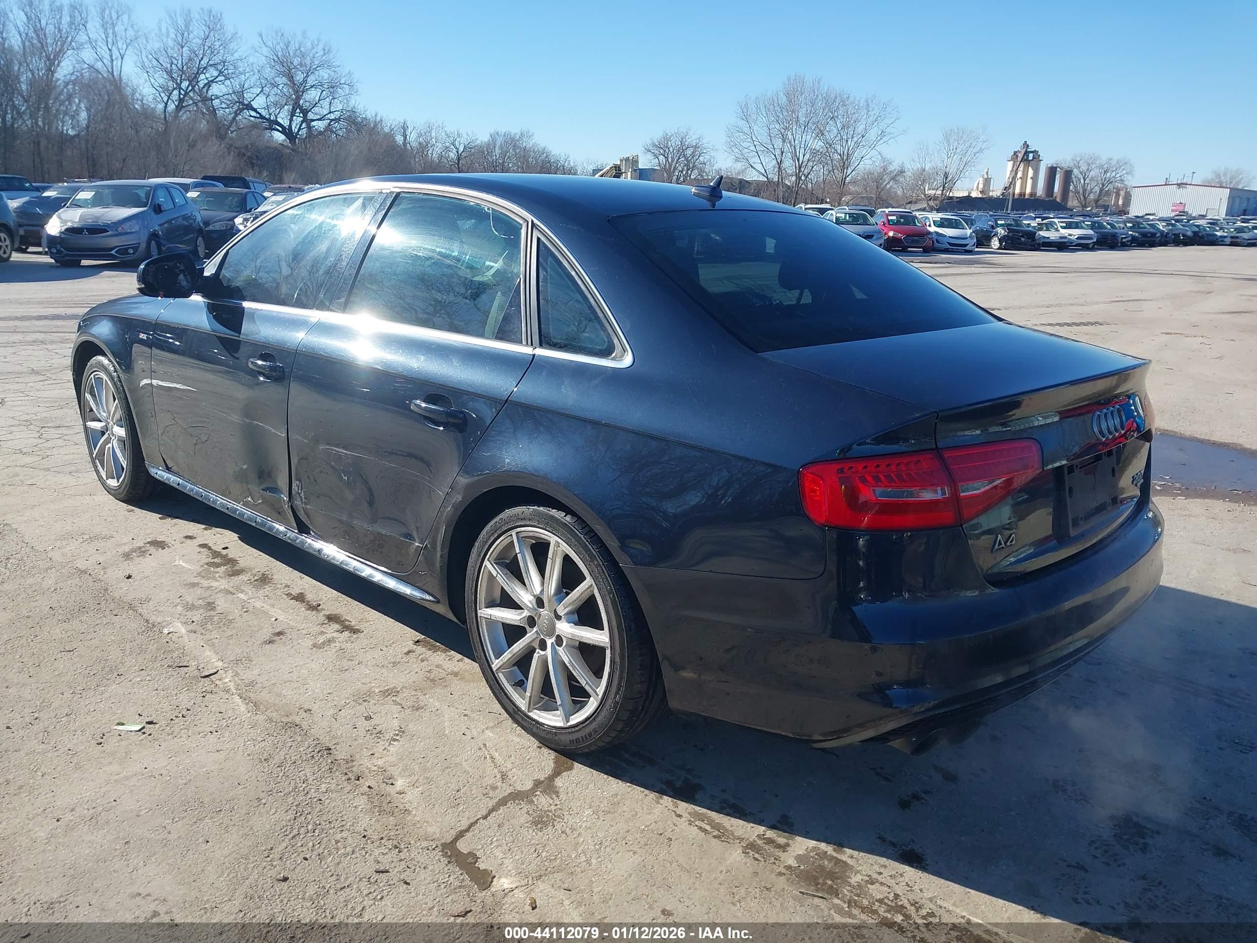 AUDI A4 image 3