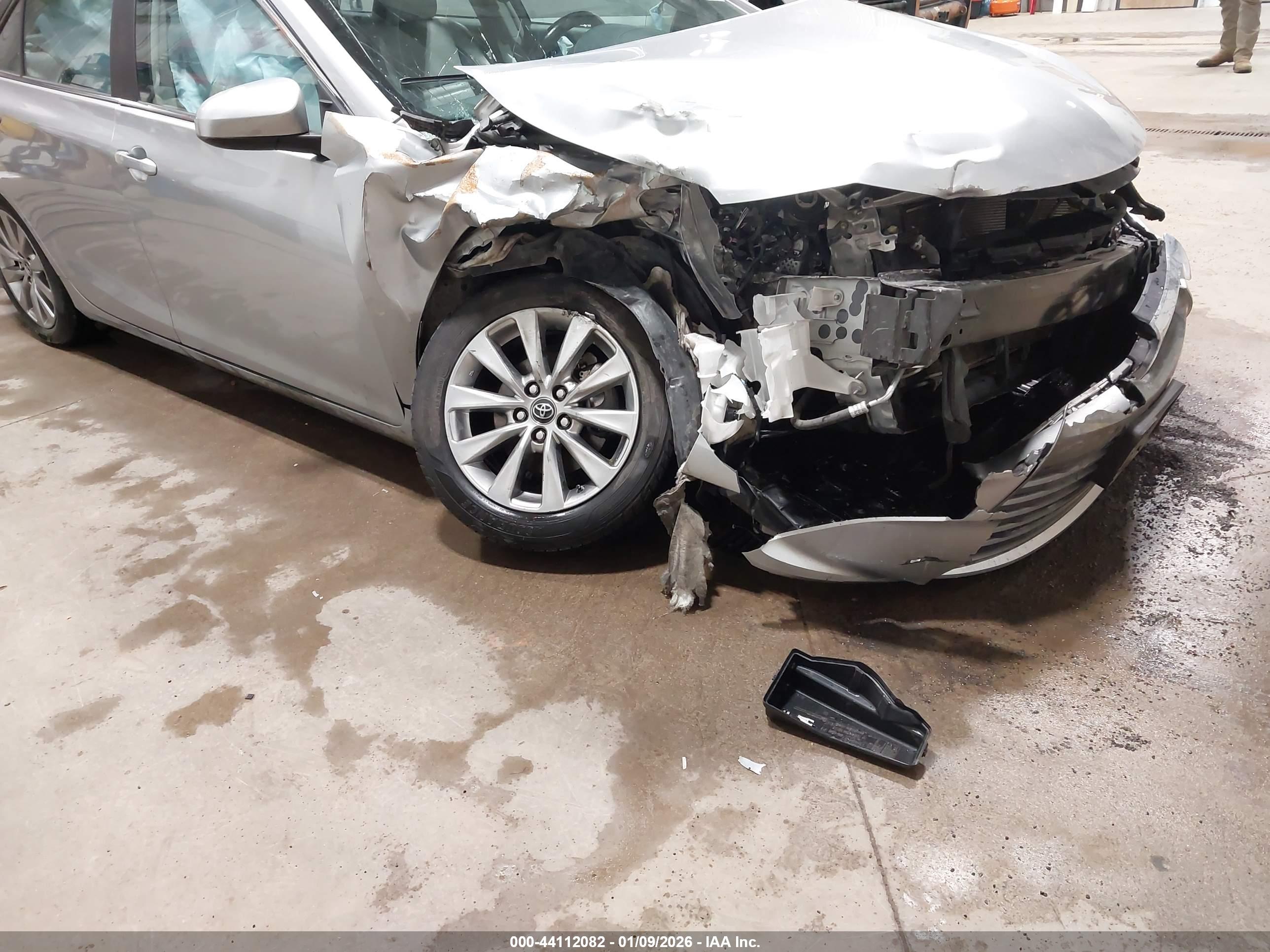 TOYOTA CAMRY image 6