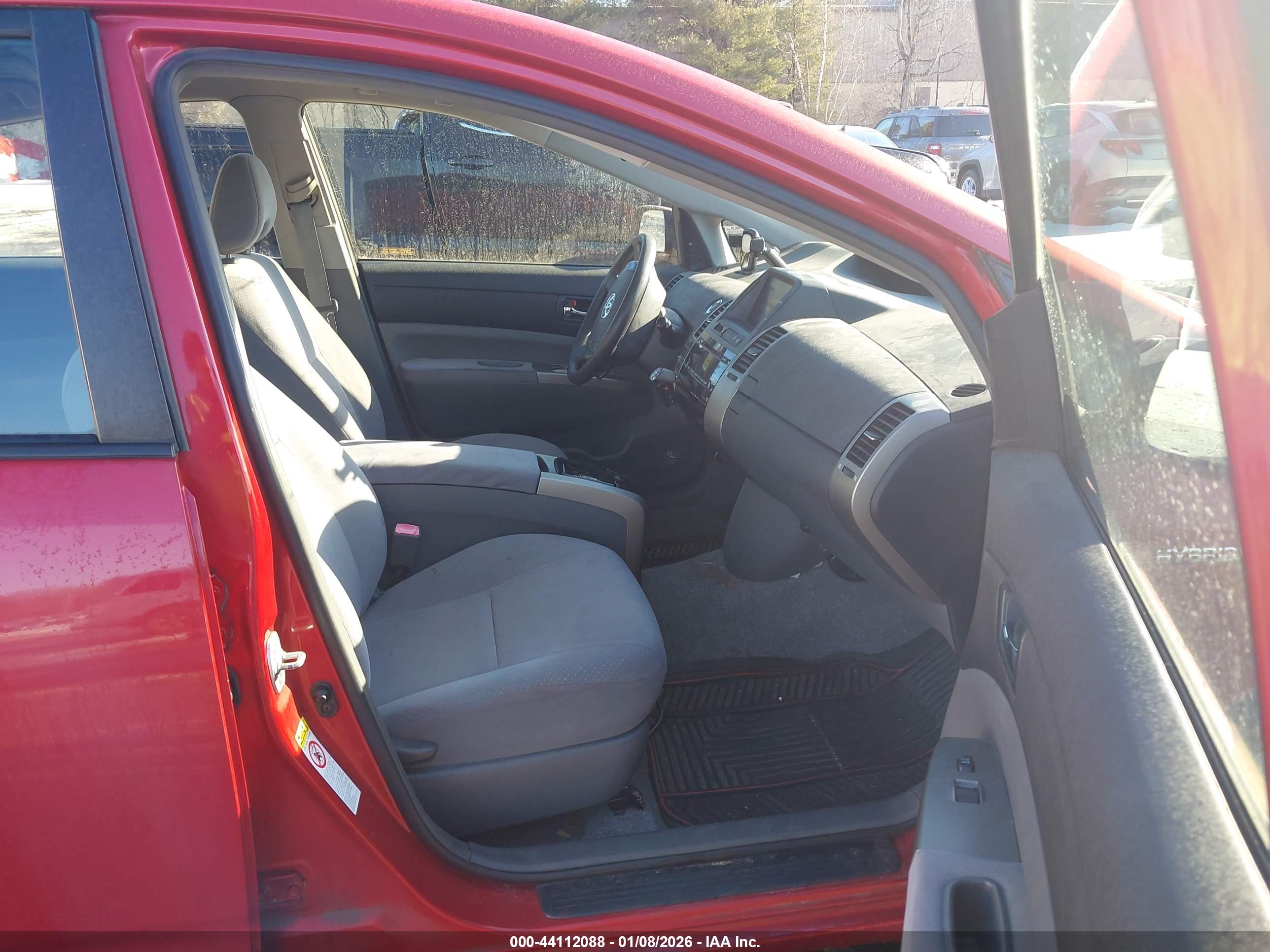 TOYOTA PRIUS image 5