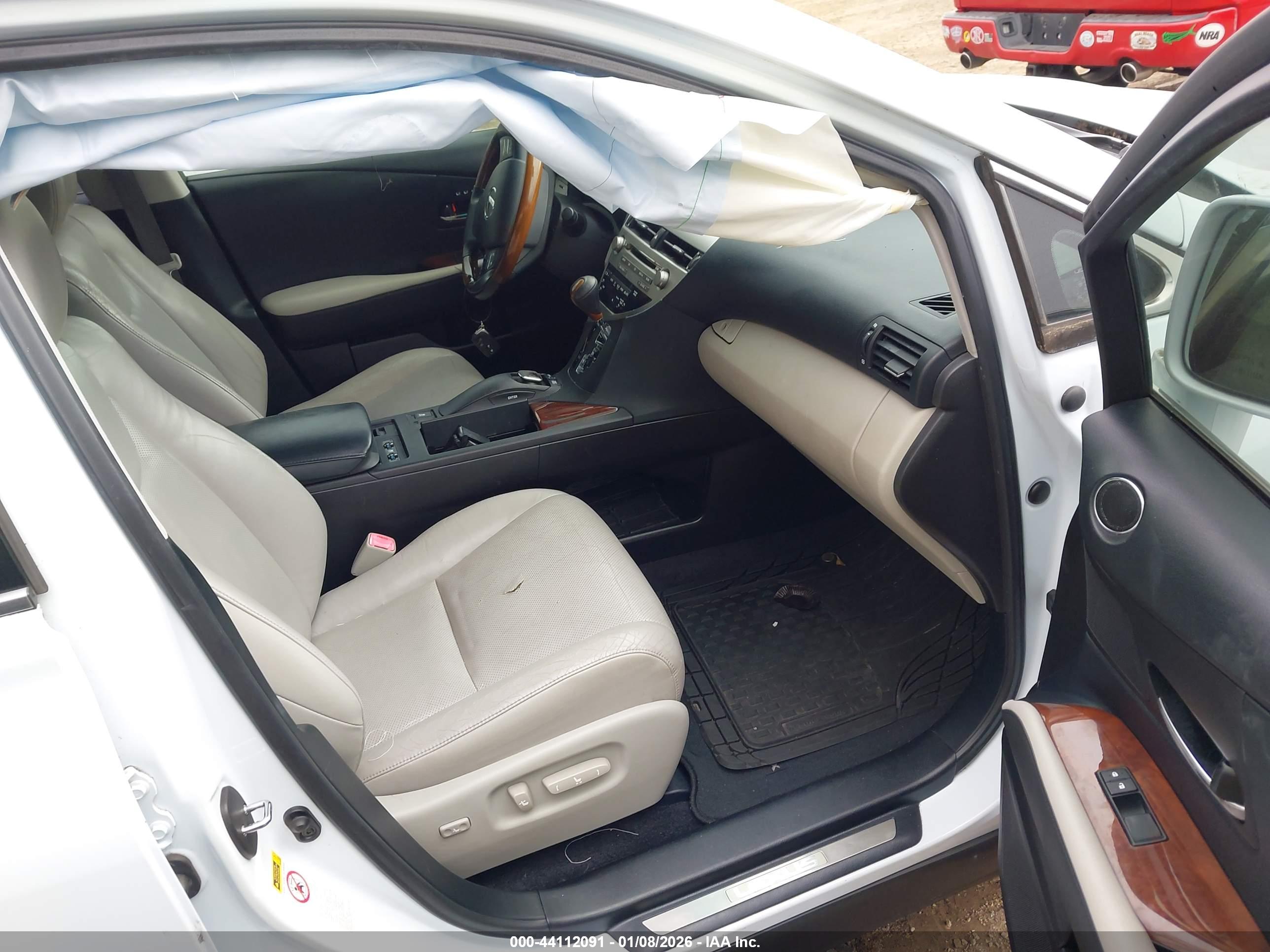 LEXUS RX image 5
