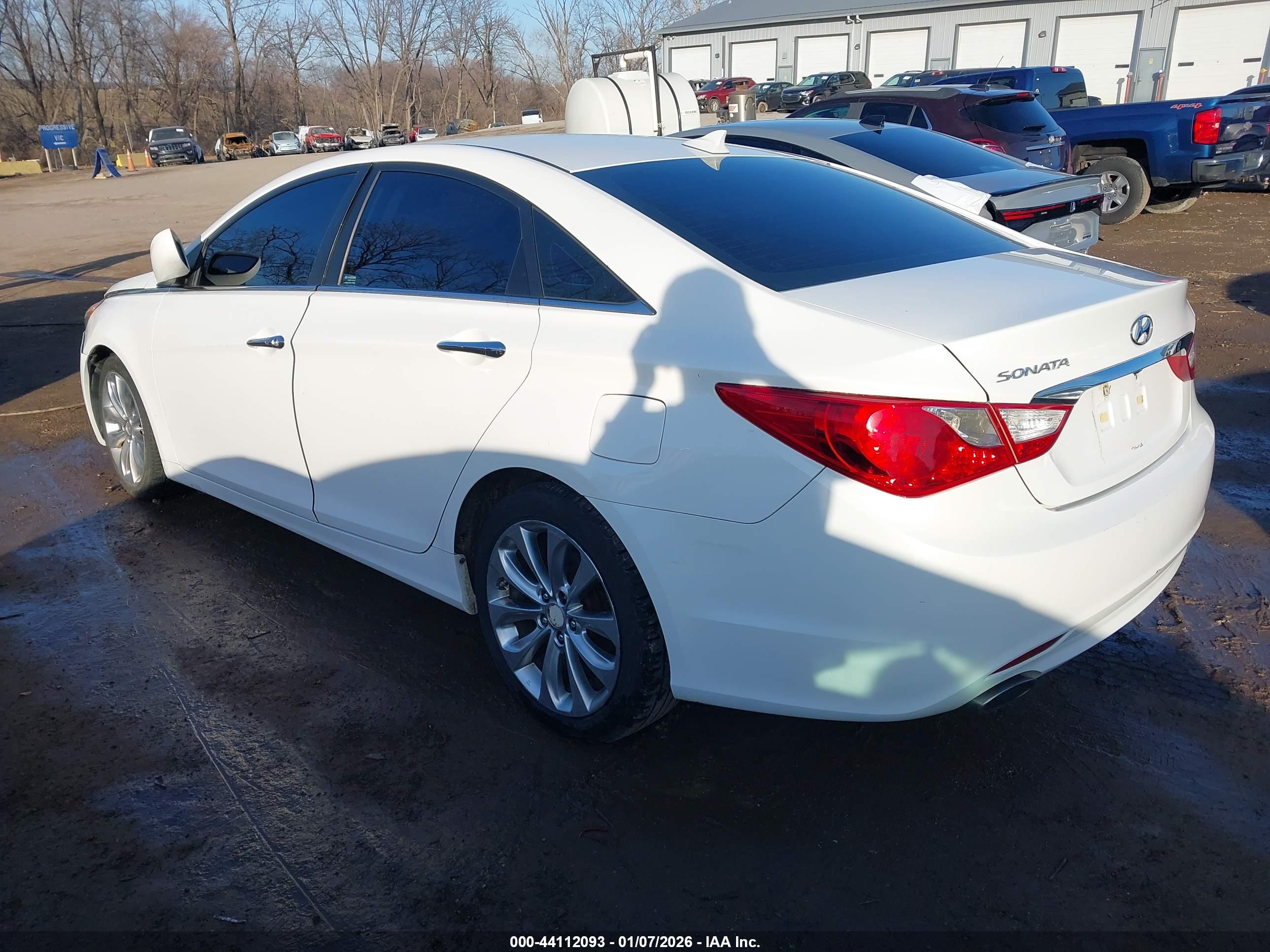 HYUNDAI SONATA image 3