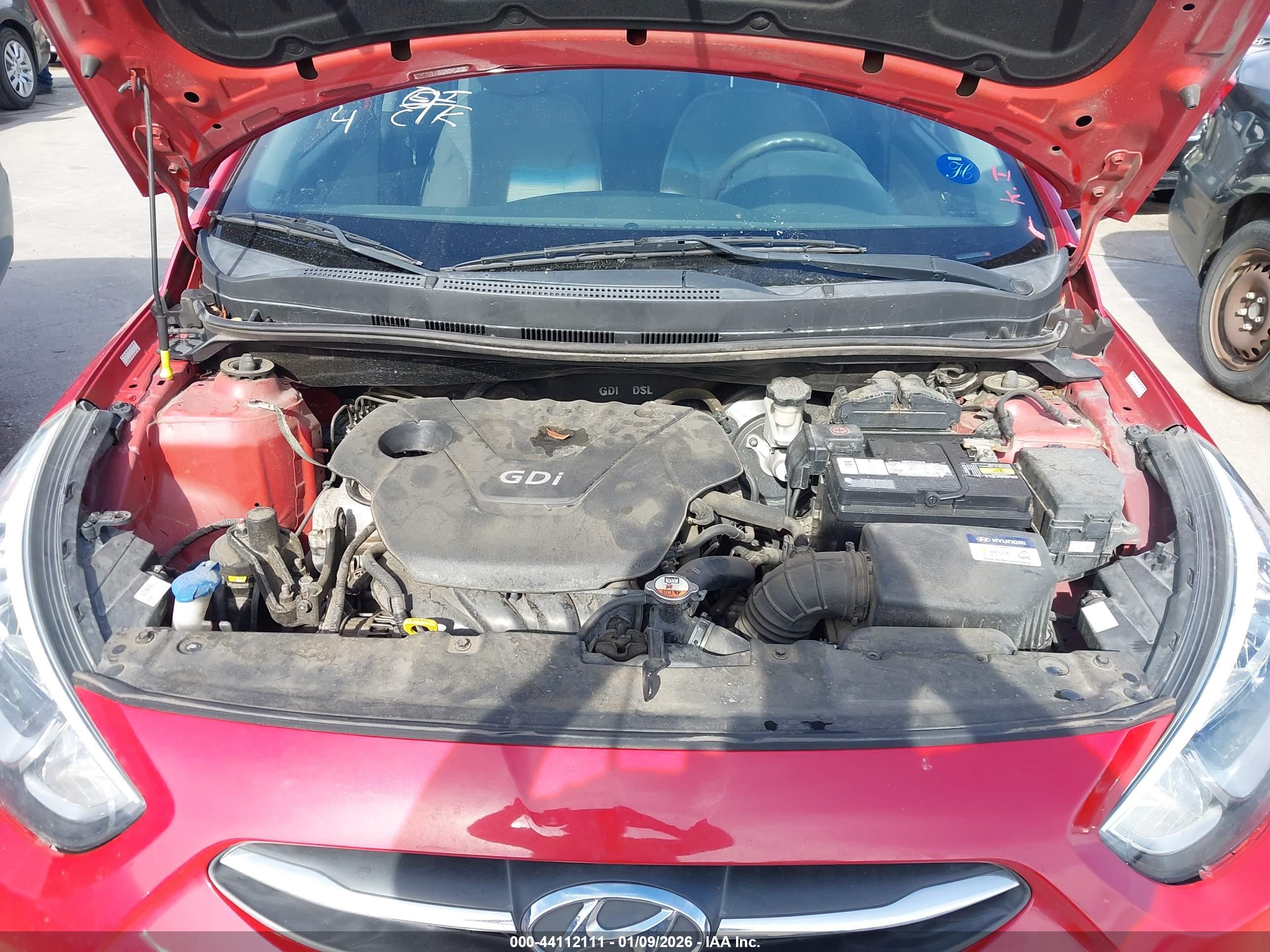HYUNDAI ACCENT image 10