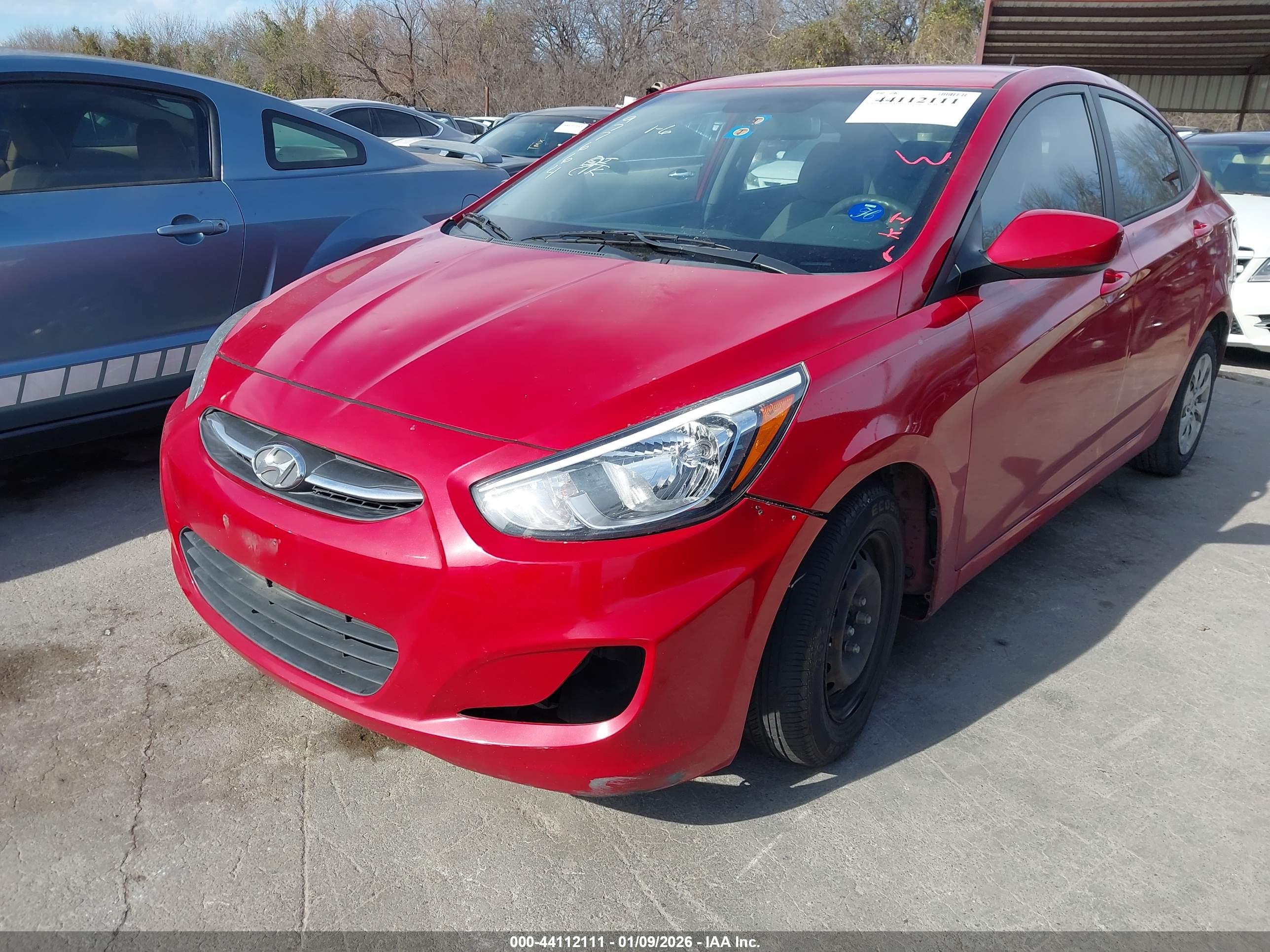 HYUNDAI ACCENT image 2