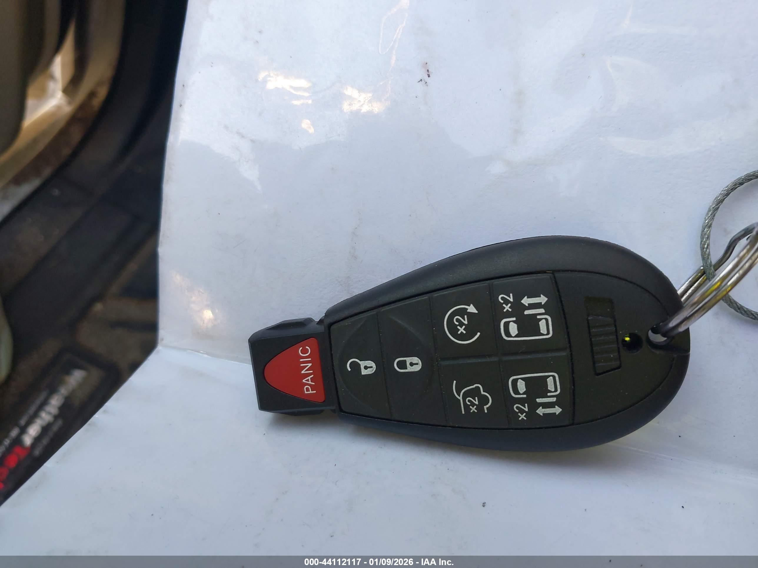 CHRYSLER TOWN image 11