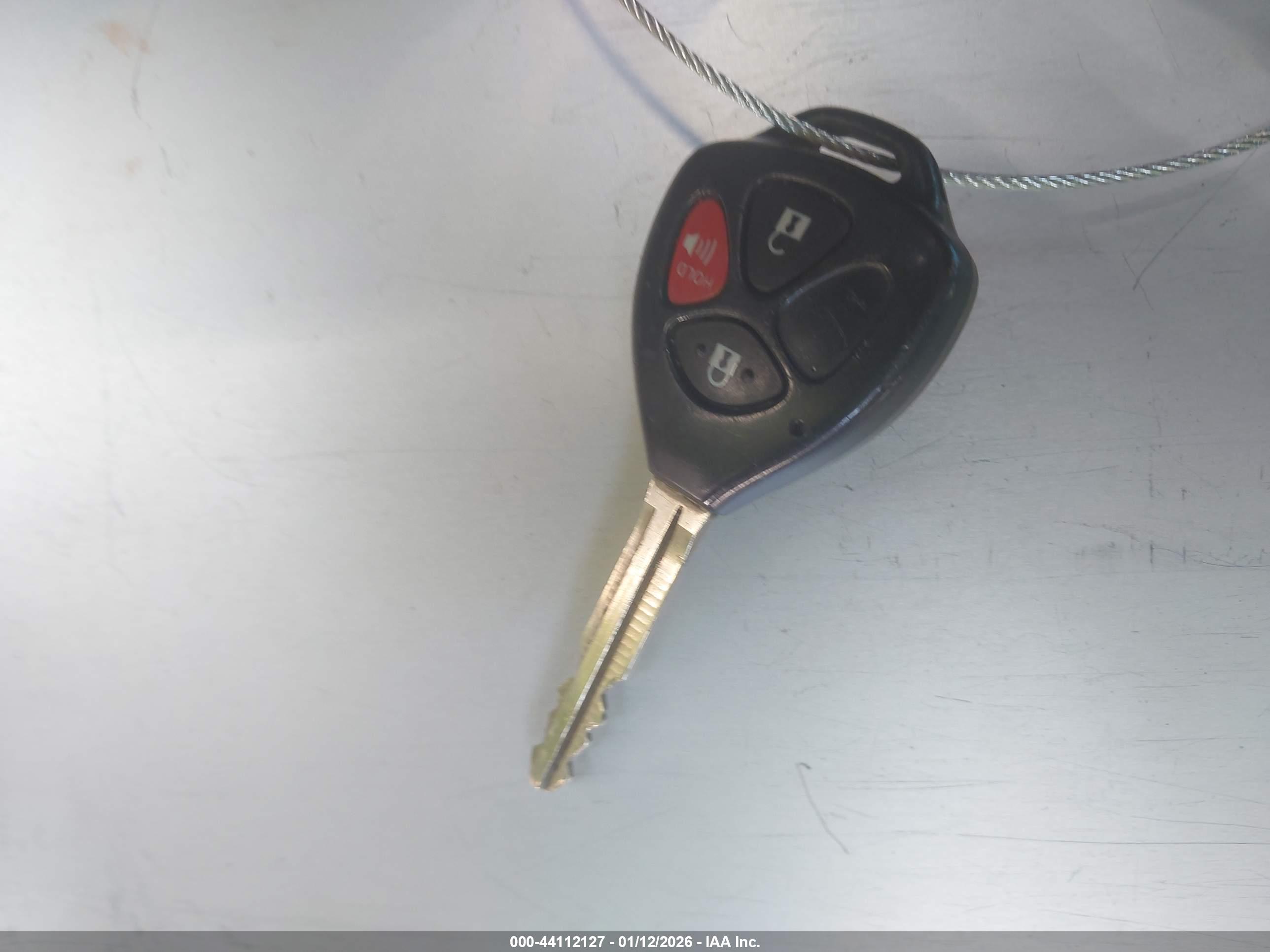 TOYOTA 4RUNNER image 11