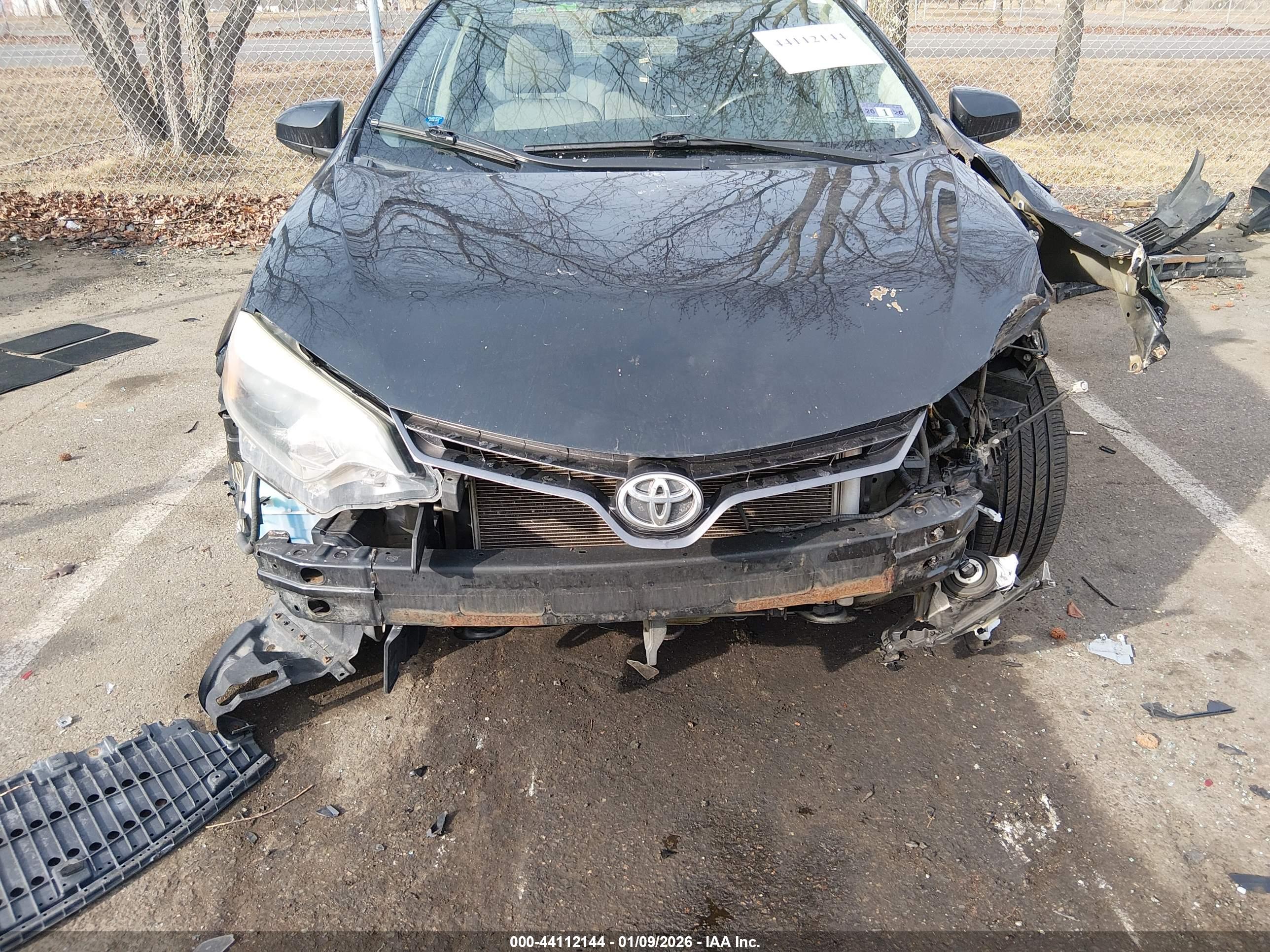 TOYOTA COROLLA image 6