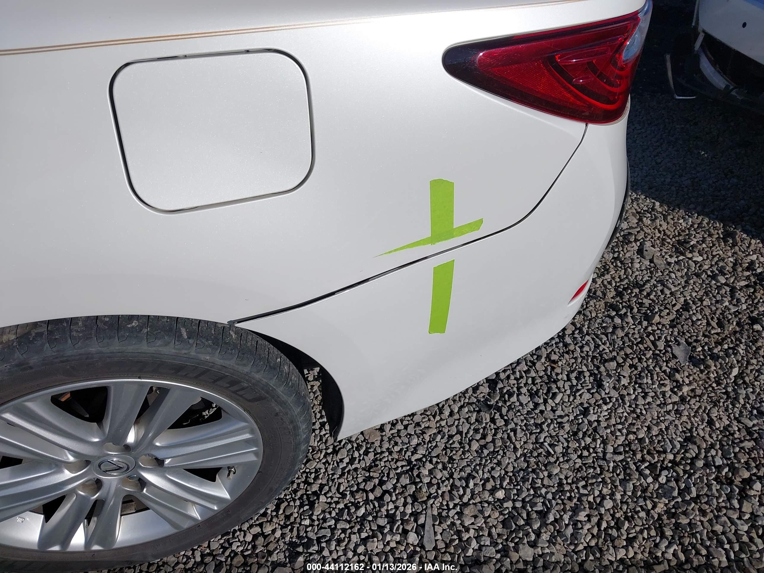 LEXUS ES image 6