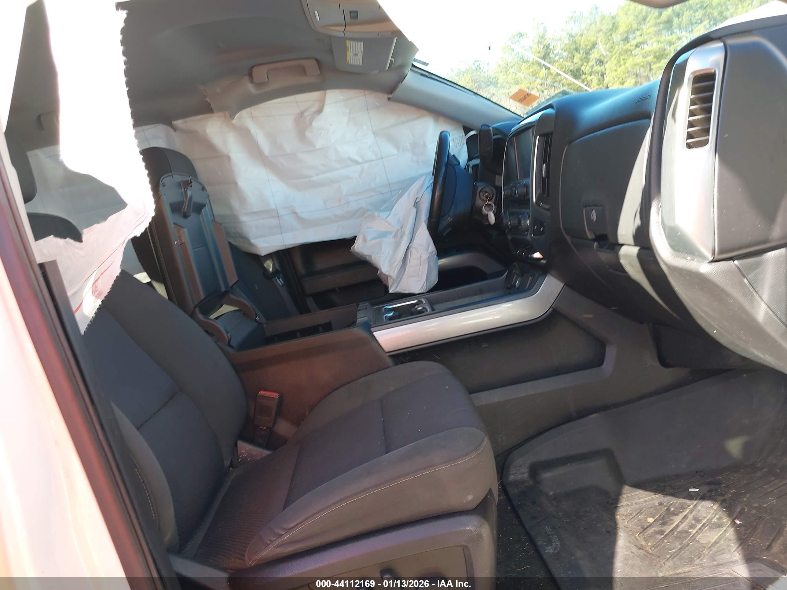 CHEVROLET SILVERADO image 5