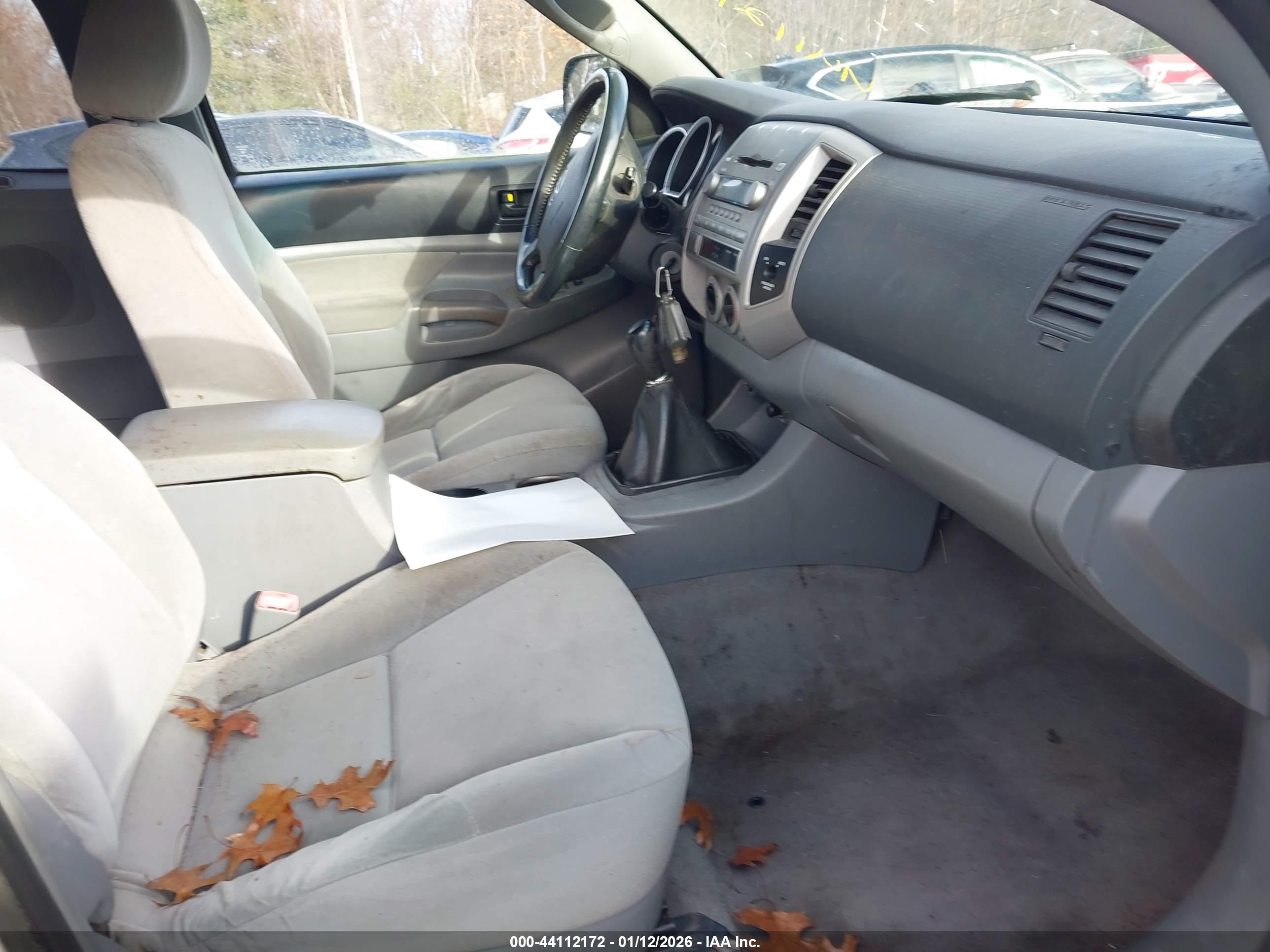 TOYOTA TACOMA image 5
