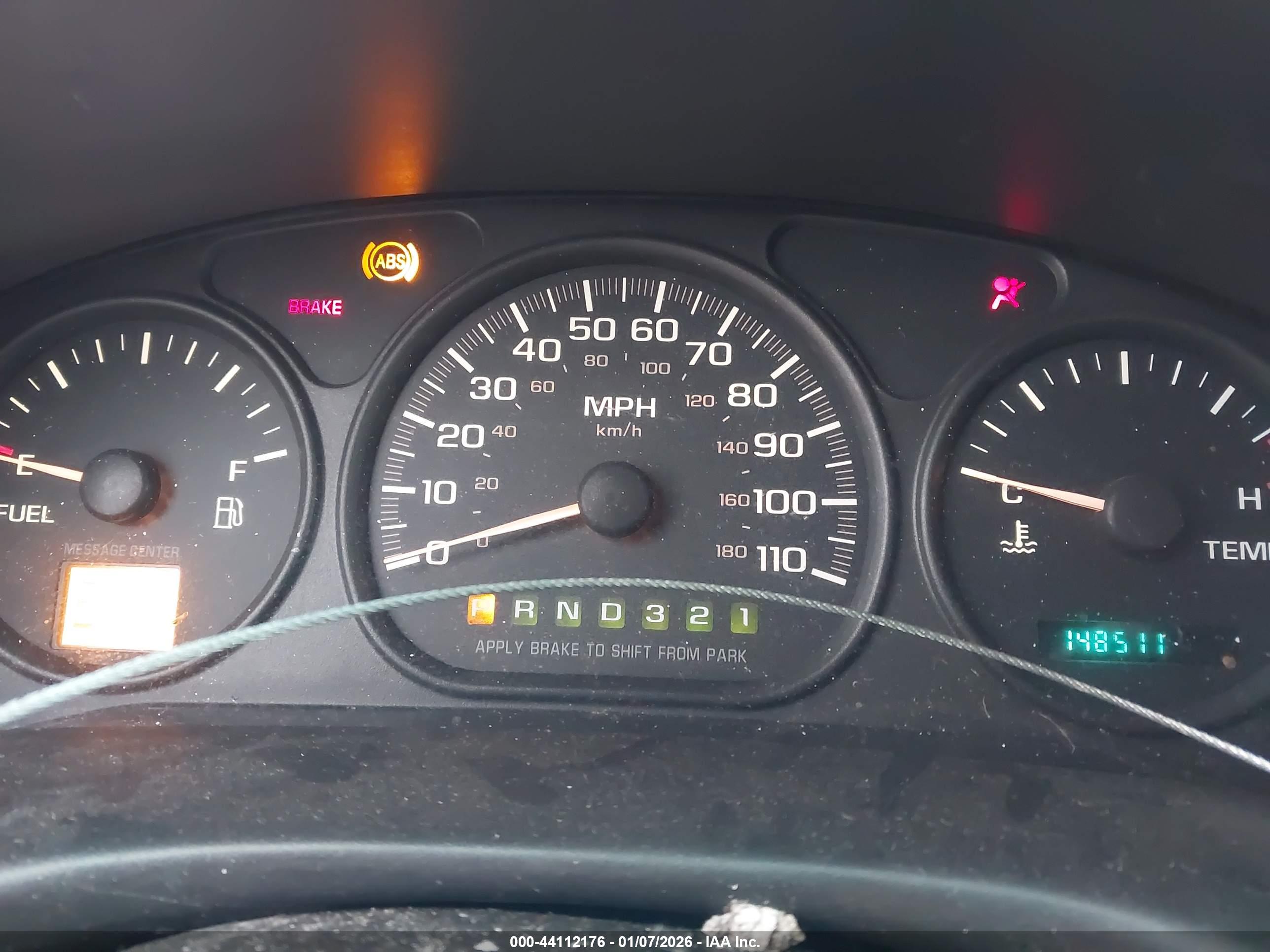 CHEVROLET VENTURE image 7