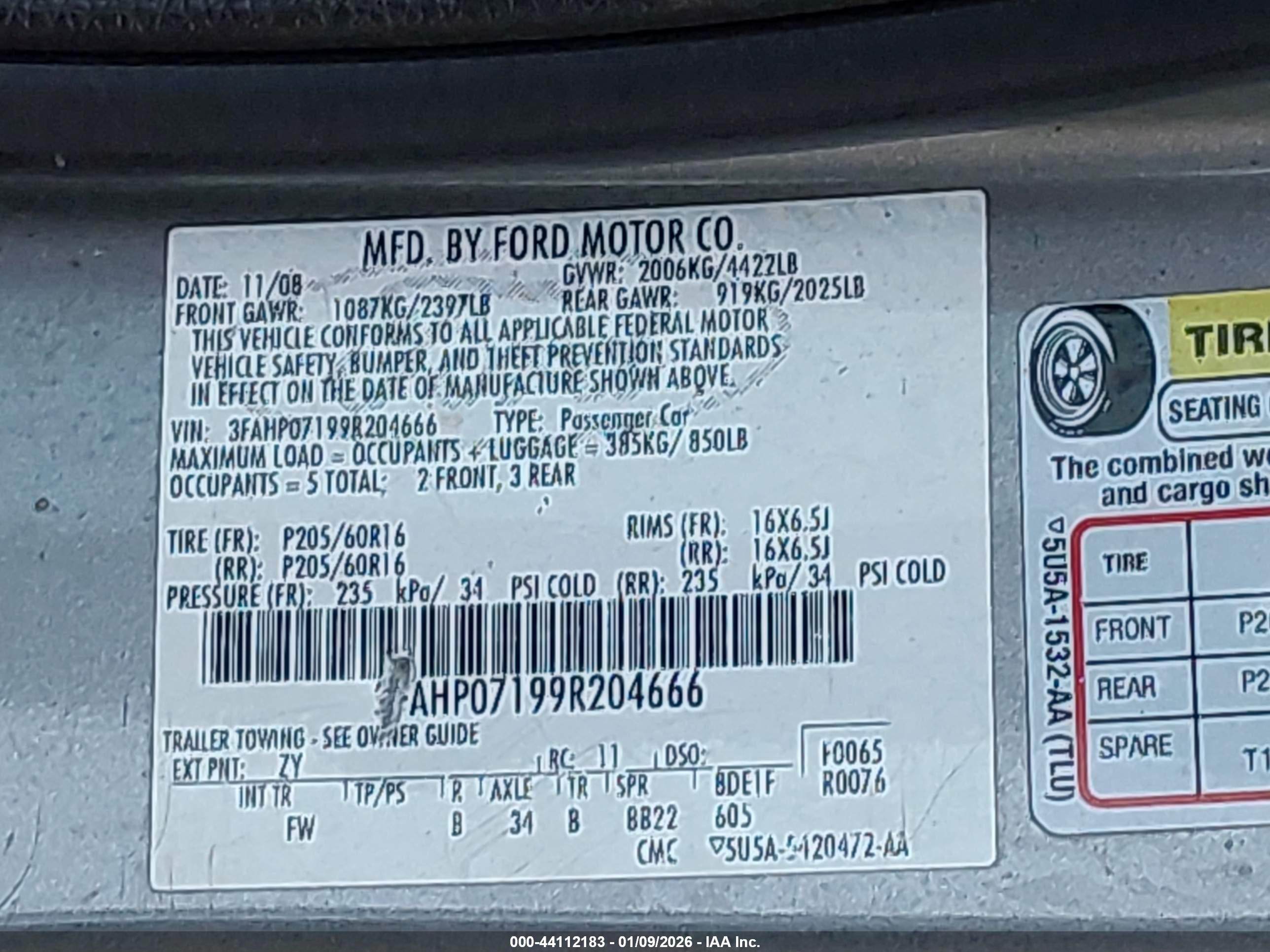 FORD FUSION image 9