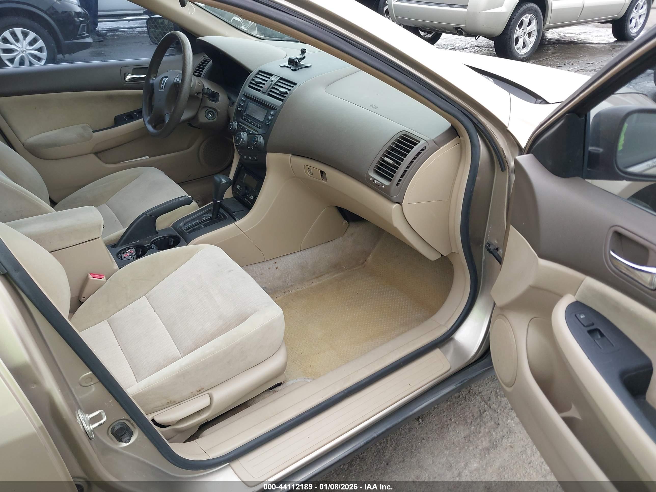 HONDA ACCORD image 5