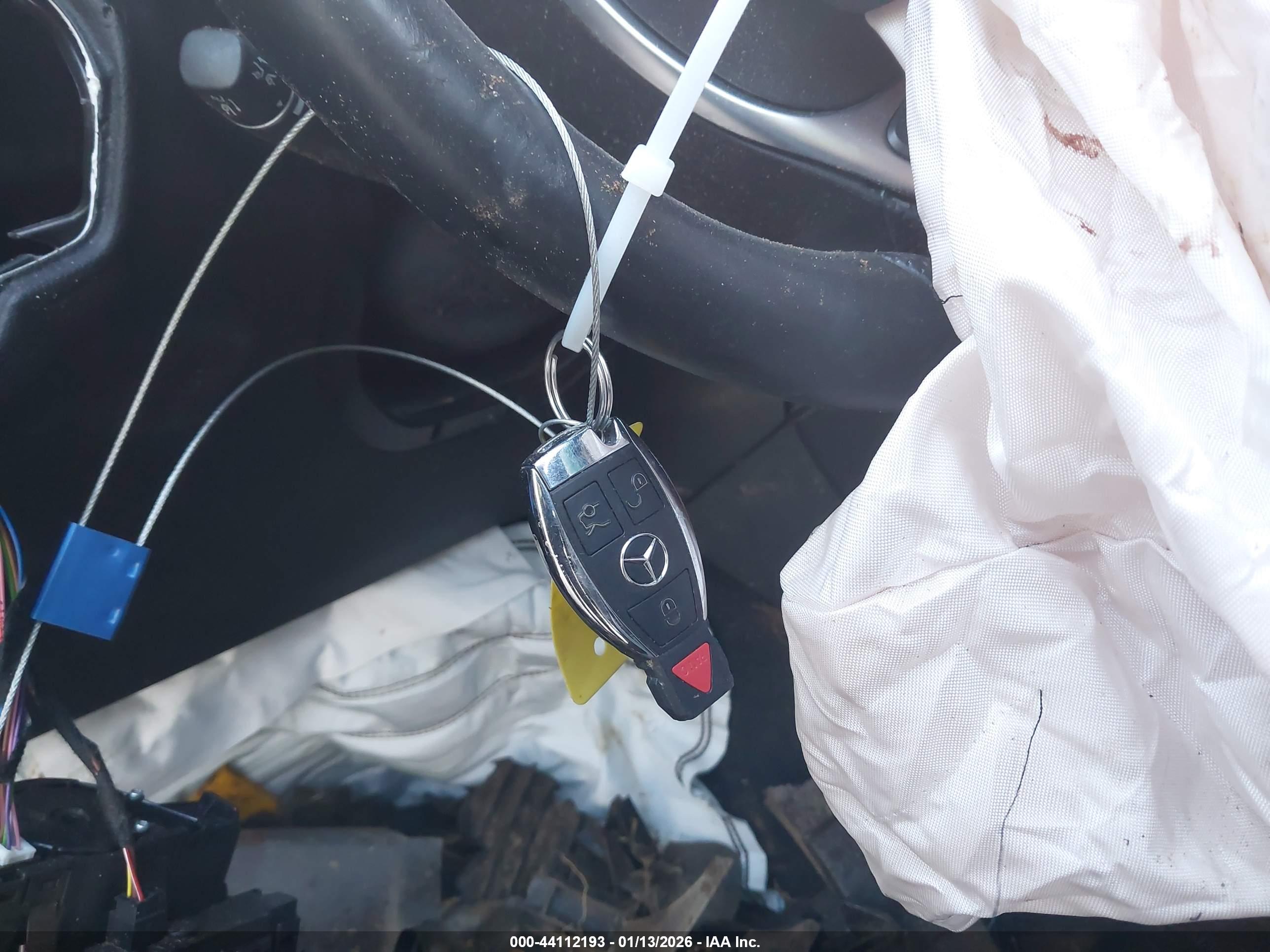 MERCEDES-BENZ GLC image 11