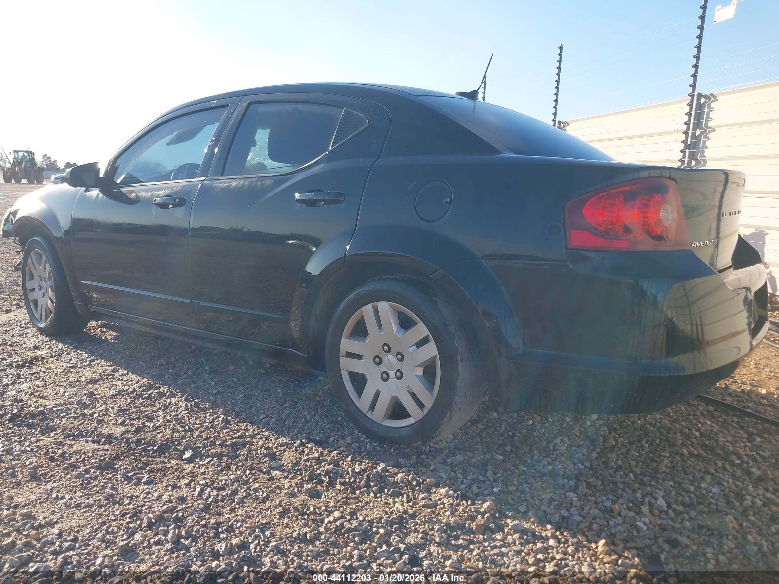 DODGE AVENGER image 3