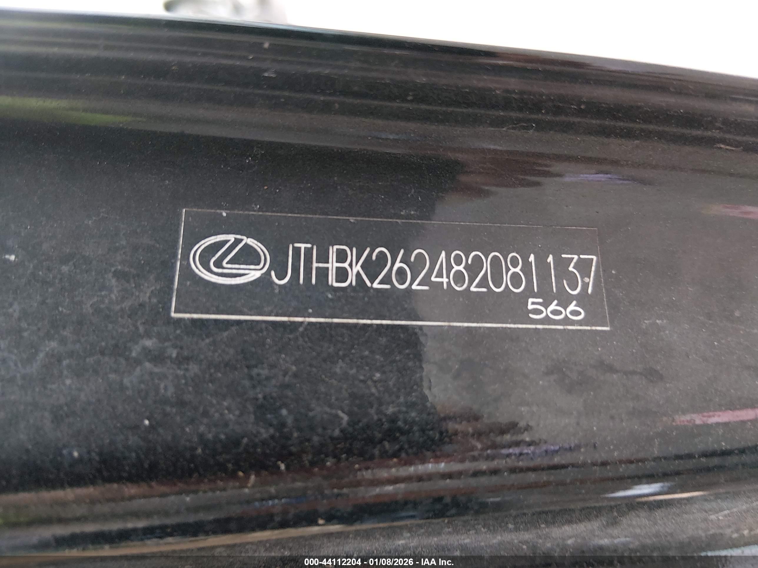 LEXUS IS image 9
