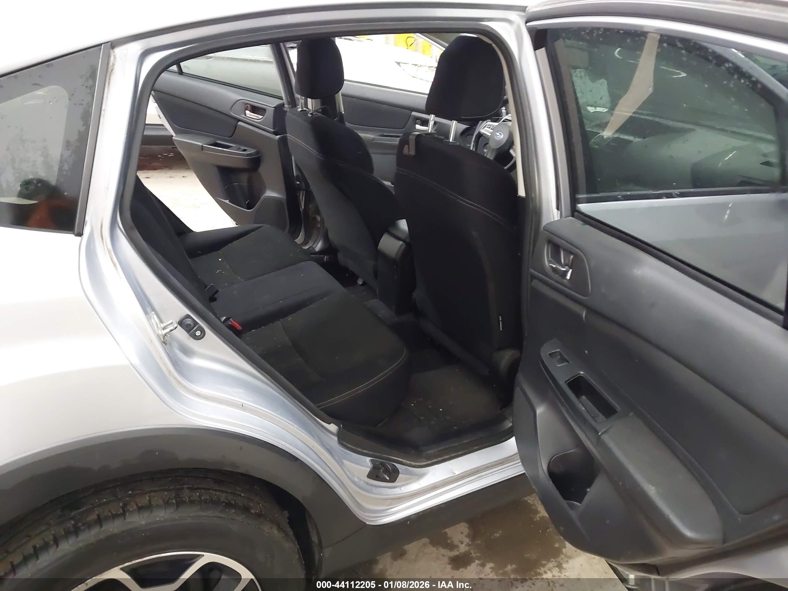 SUBARU XV image 8