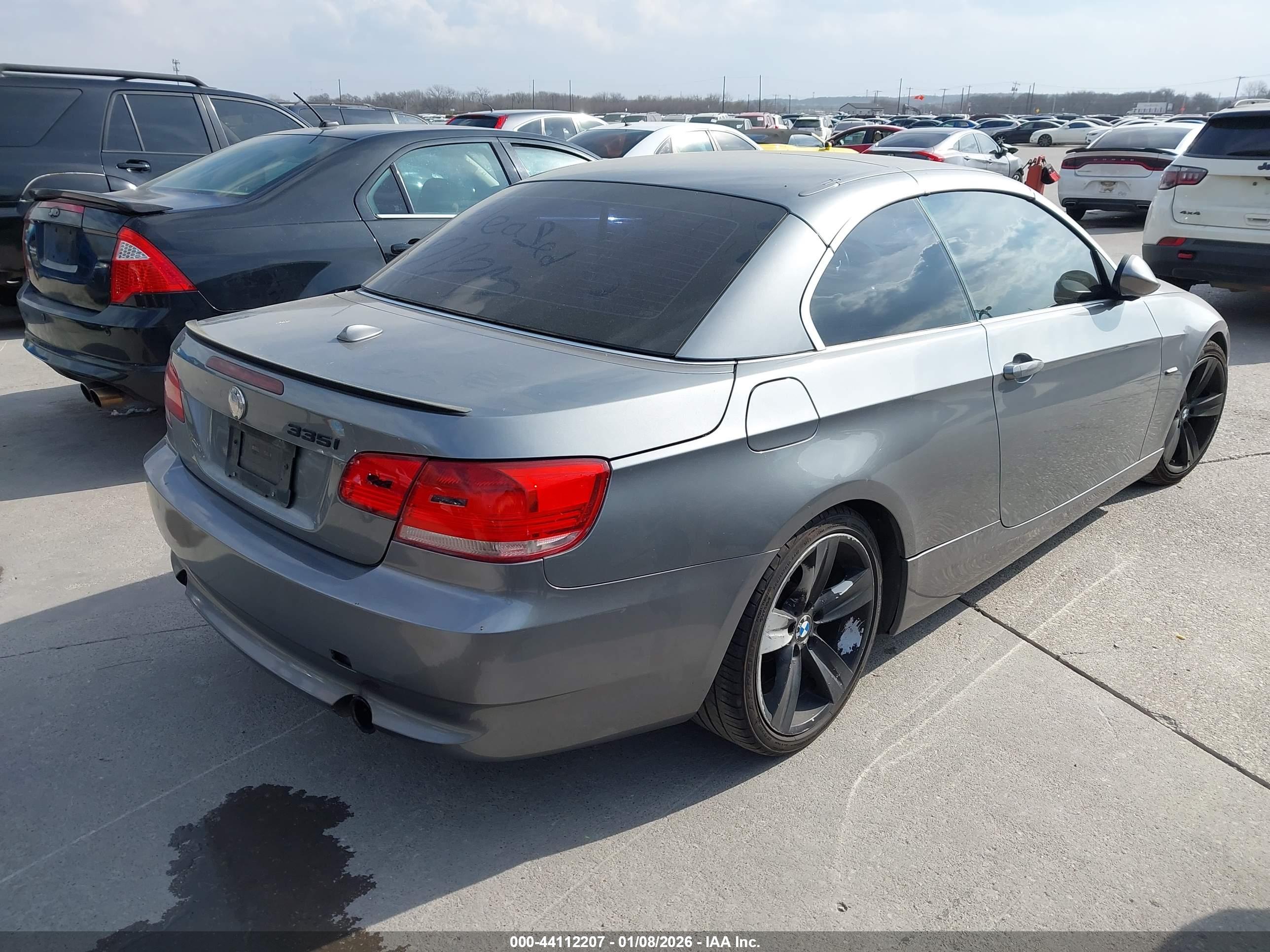BMW 335I image 4