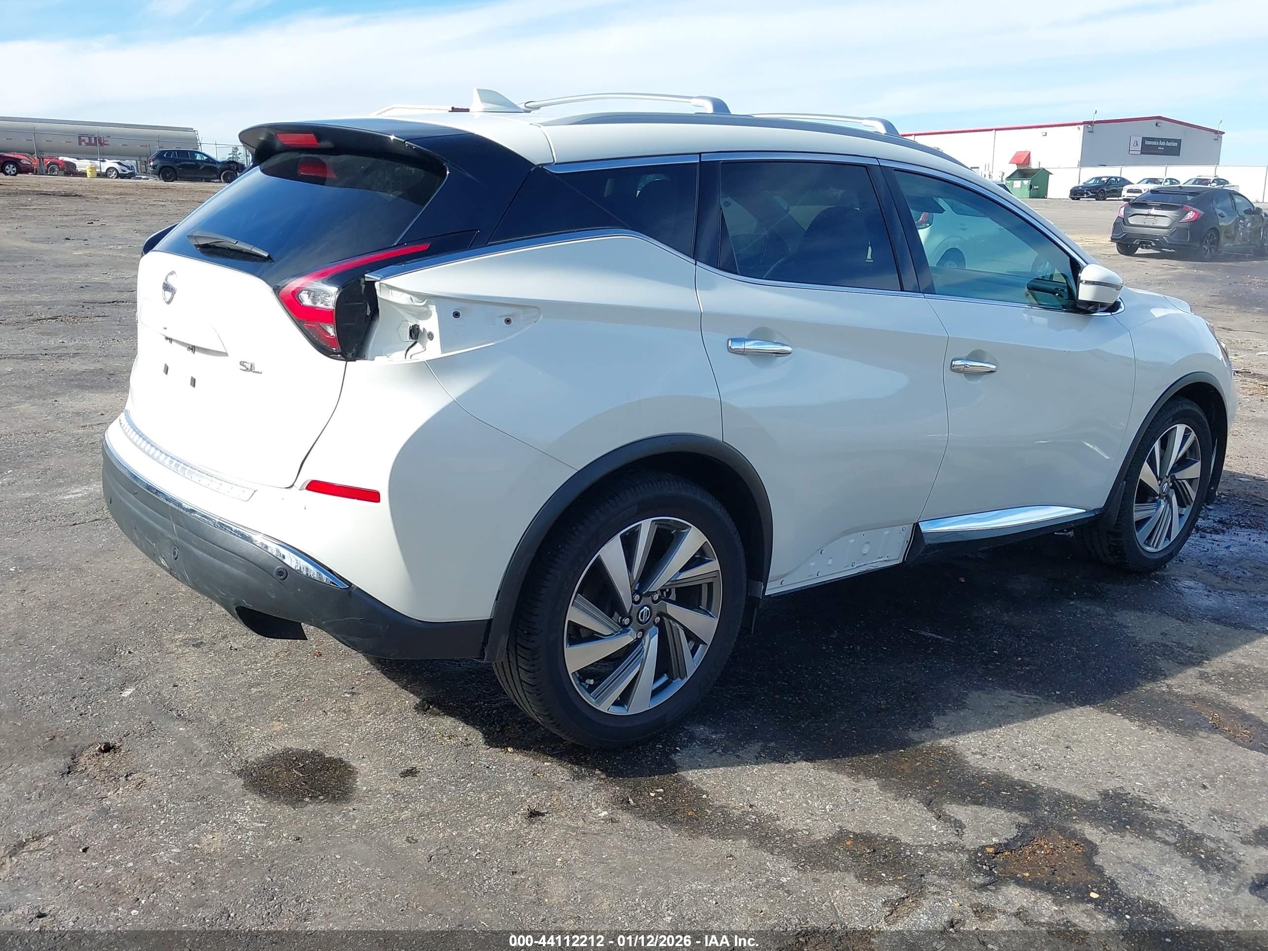 NISSAN MURANO image 4