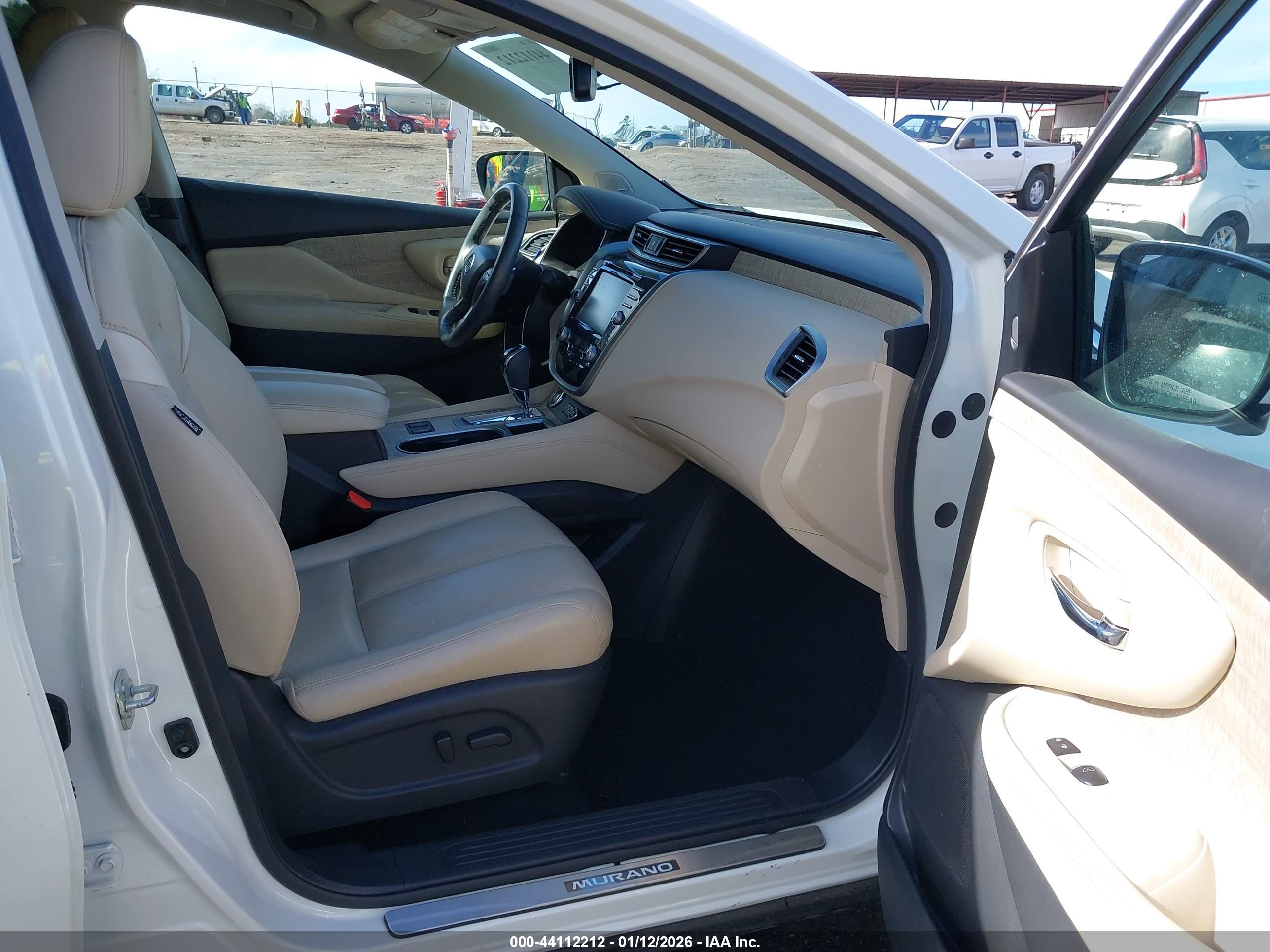 NISSAN MURANO image 5