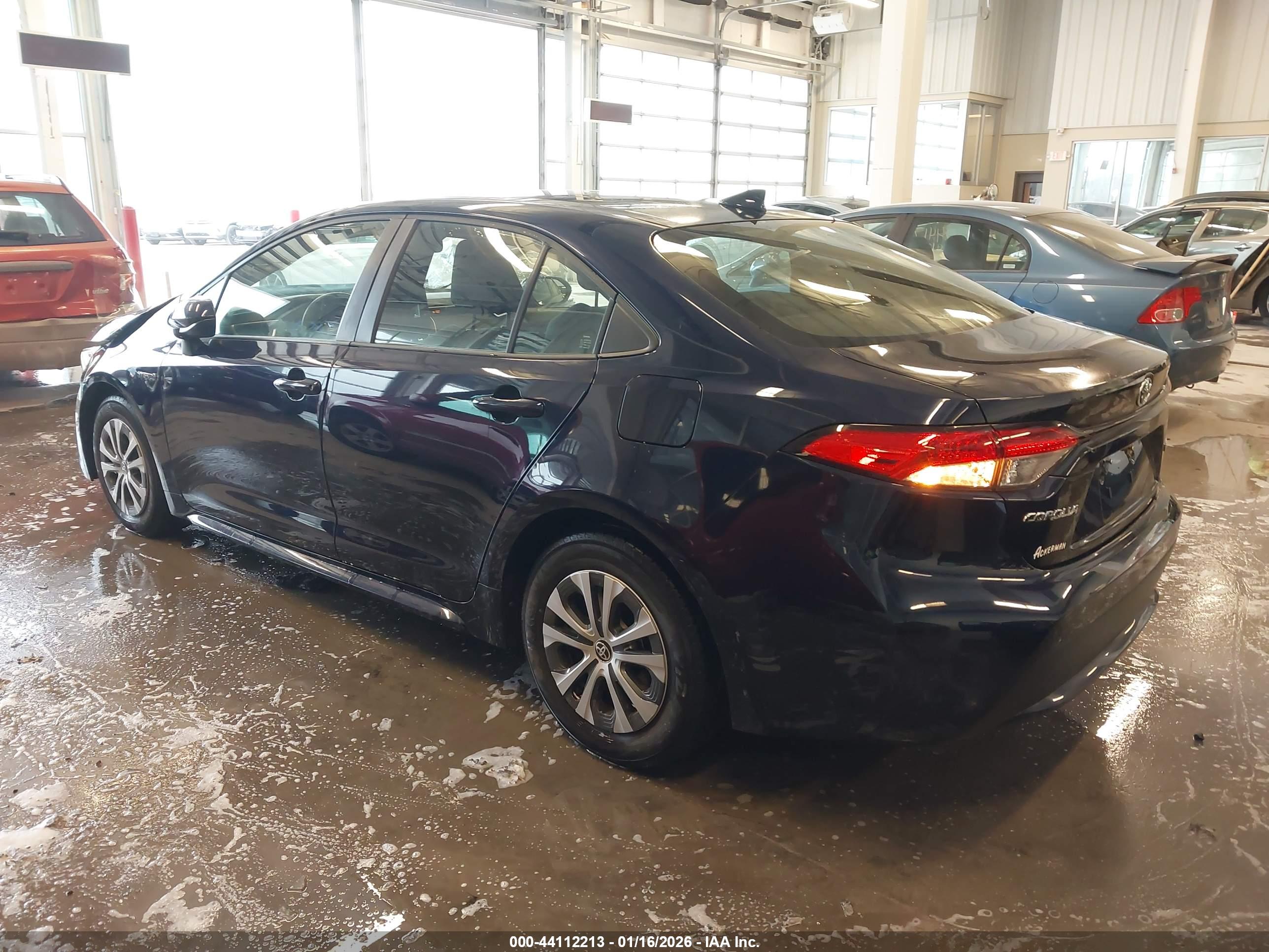 TOYOTA COROLLA image 3