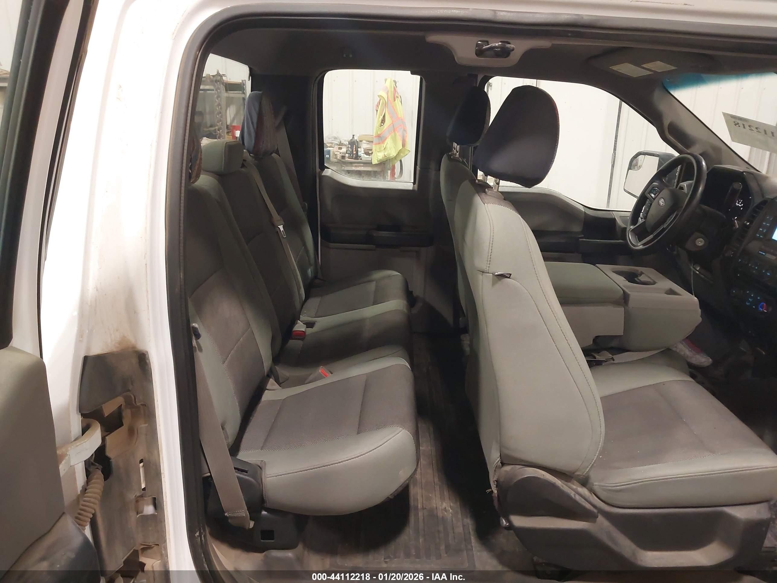 FORD F-150 image 8