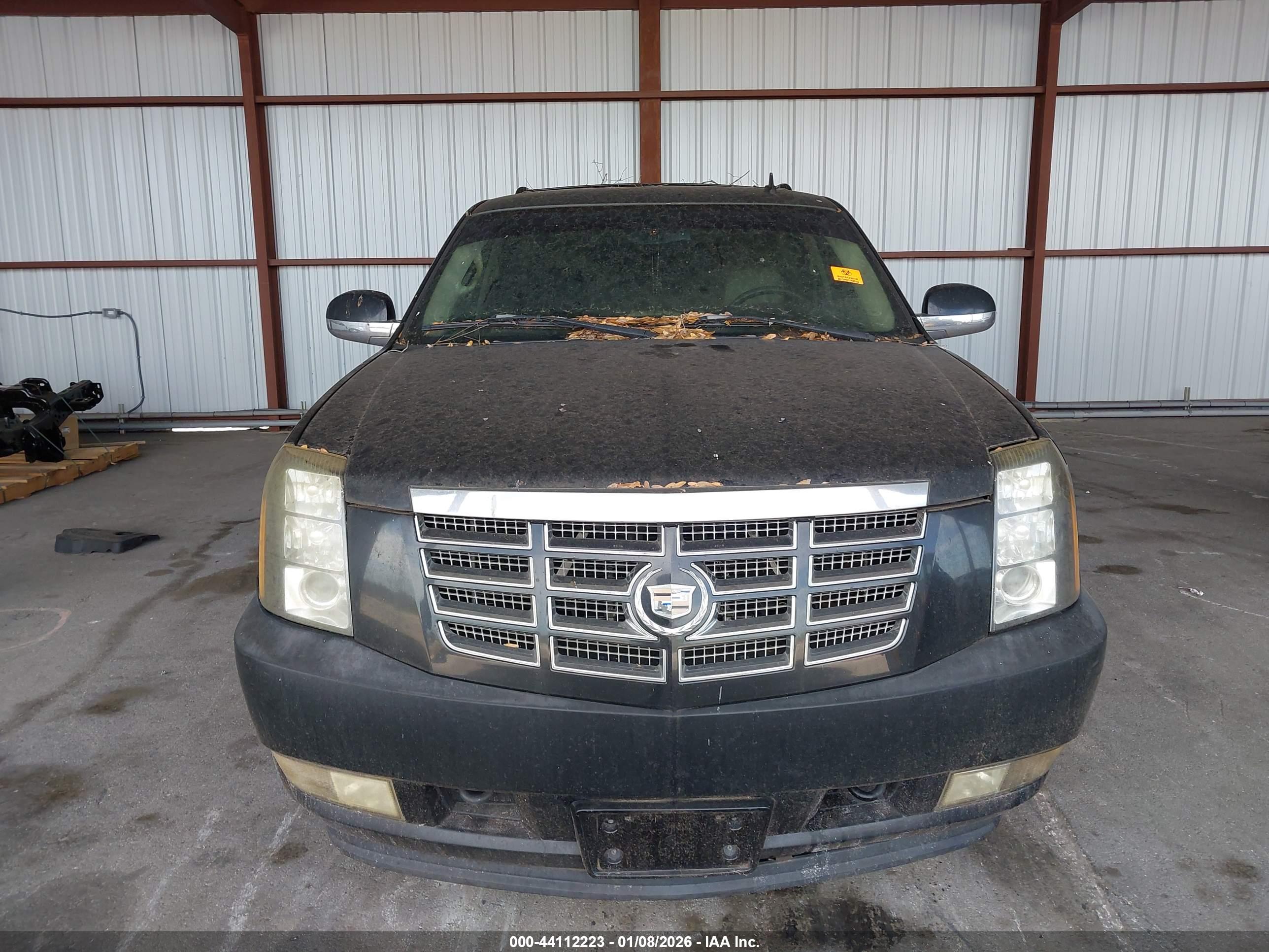 CADILLAC ESCALADE image 6