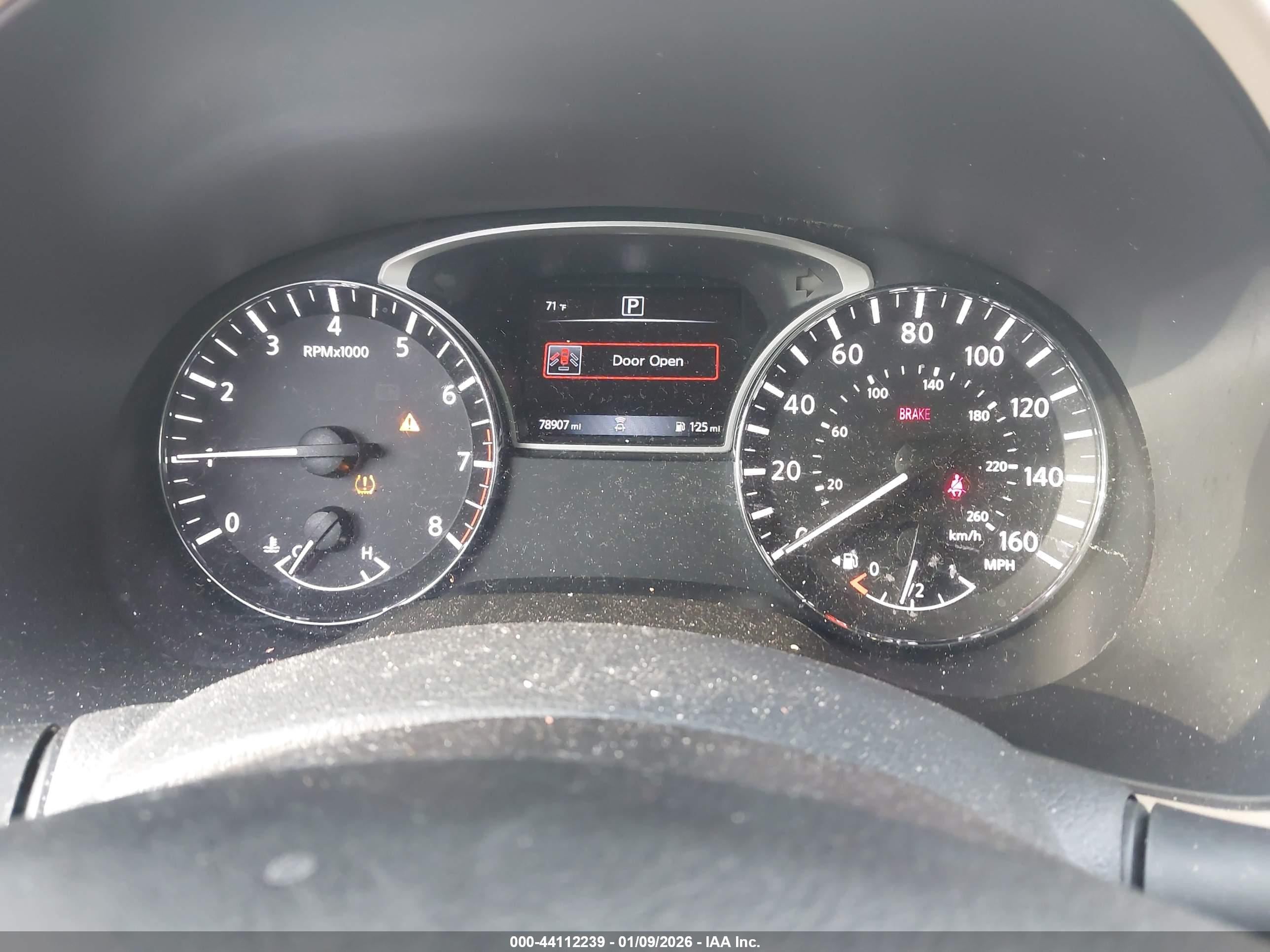 NISSAN PATHFINDER image 7