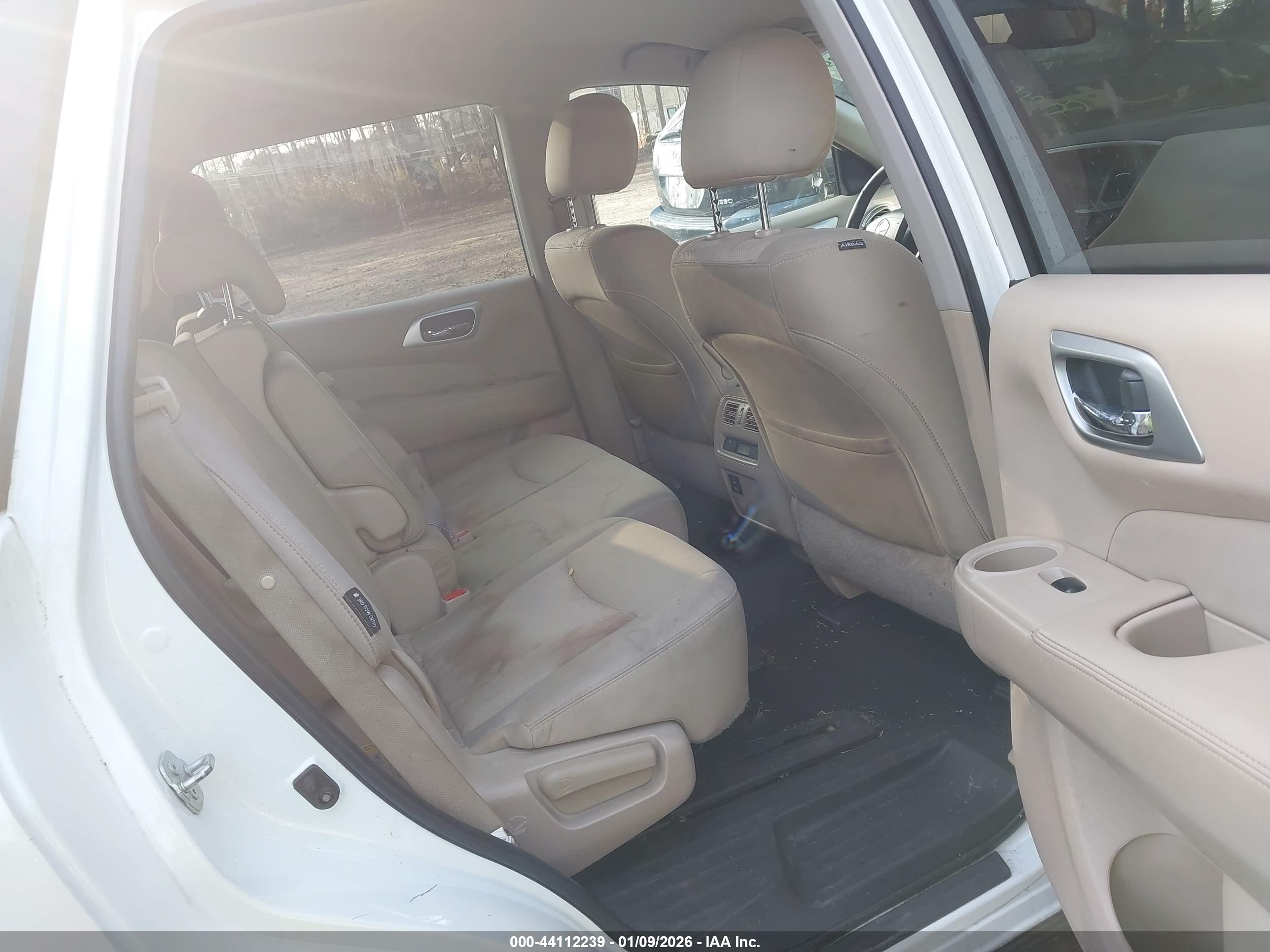NISSAN PATHFINDER image 8