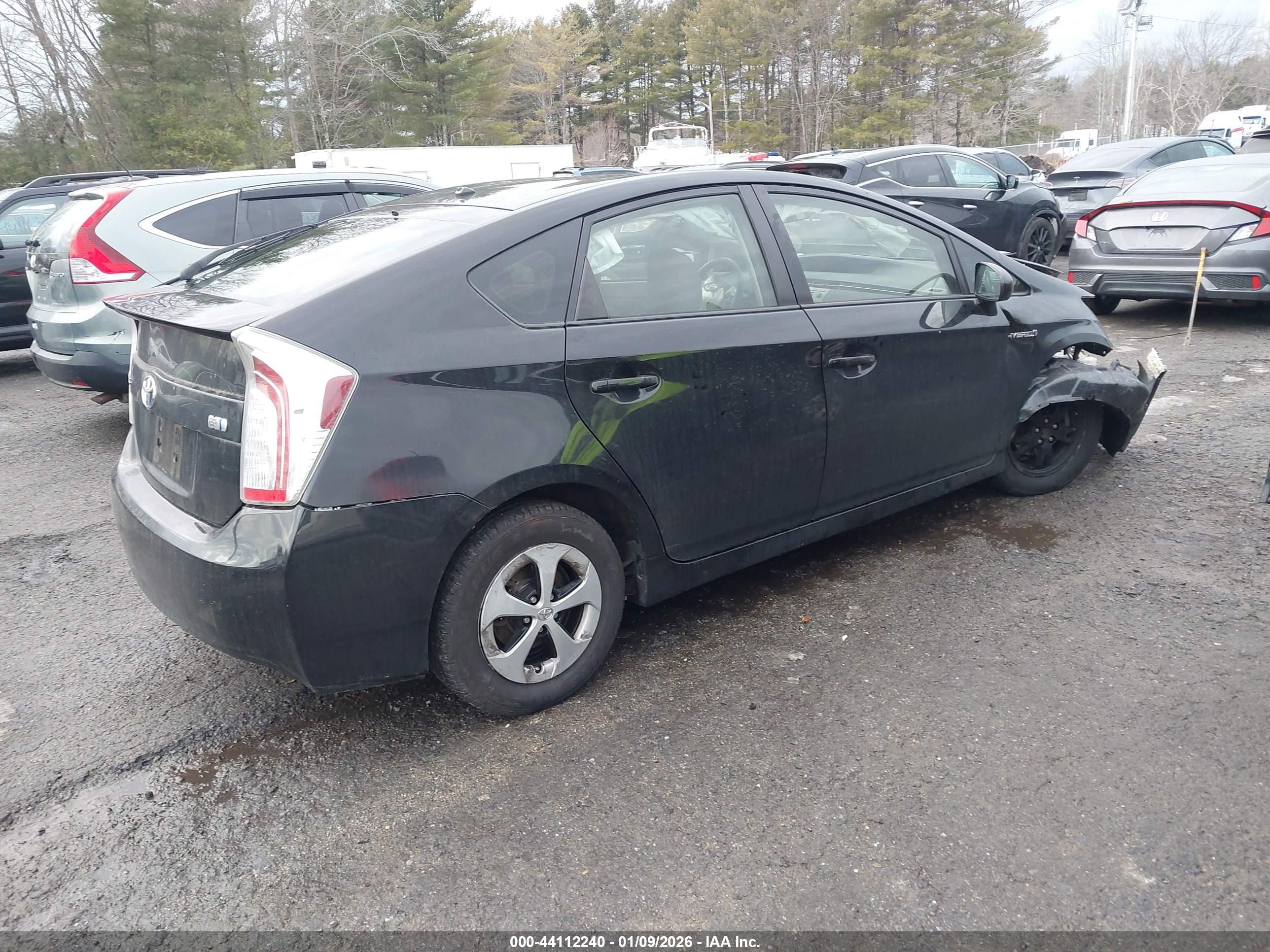 TOYOTA PRIUS image 4