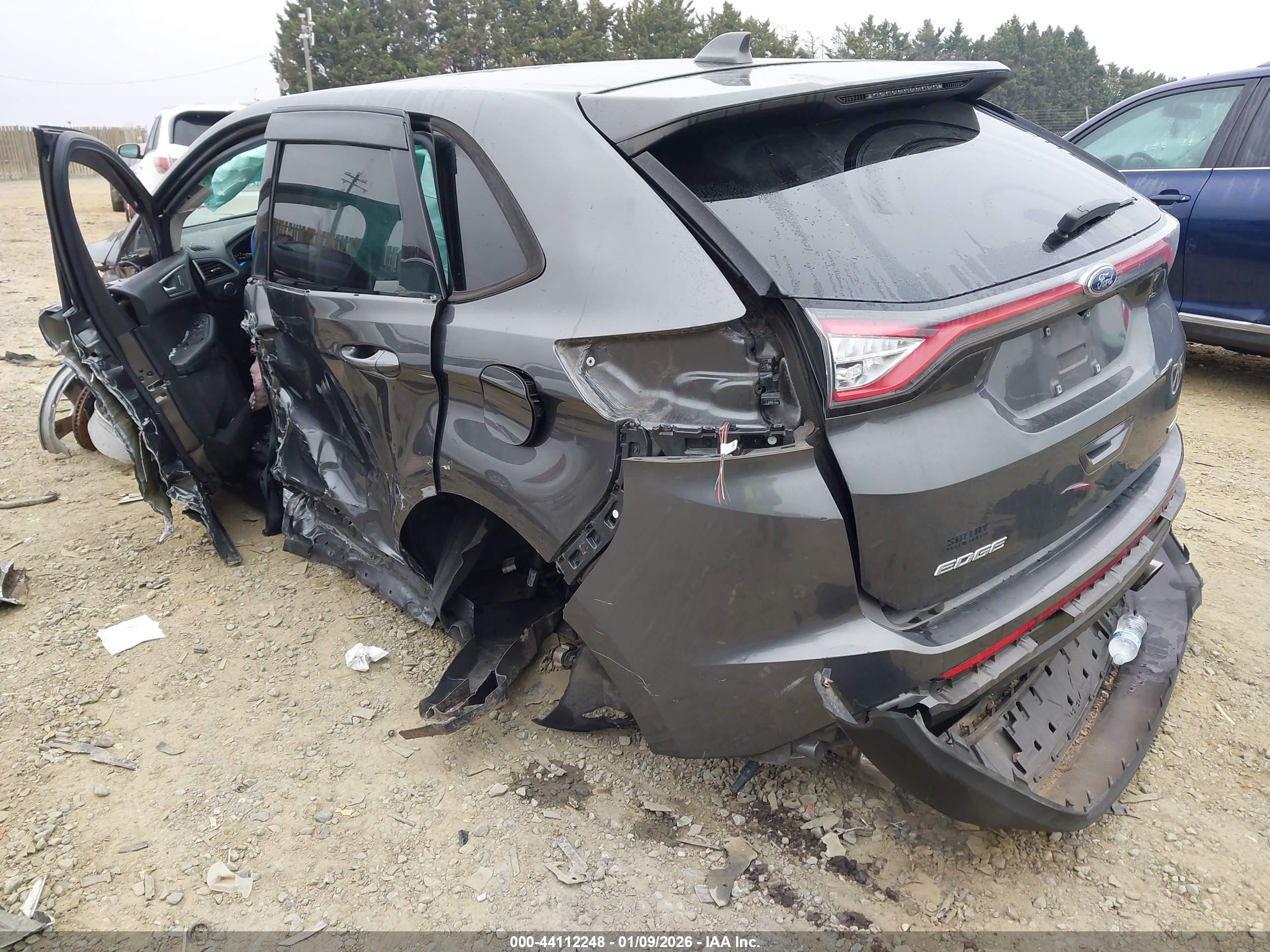 FORD EDGE image 3