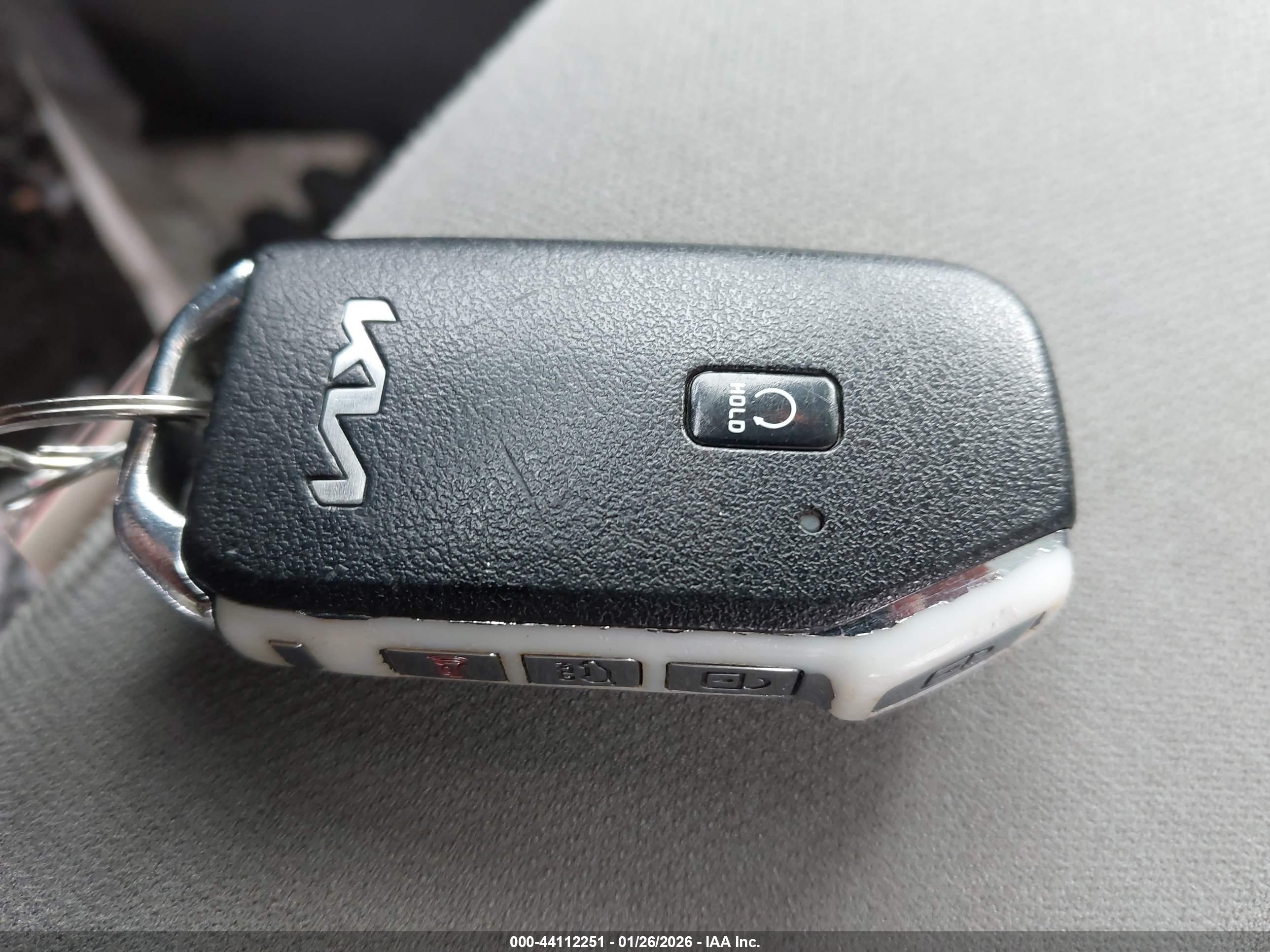 KIA SPORTAGE image 11