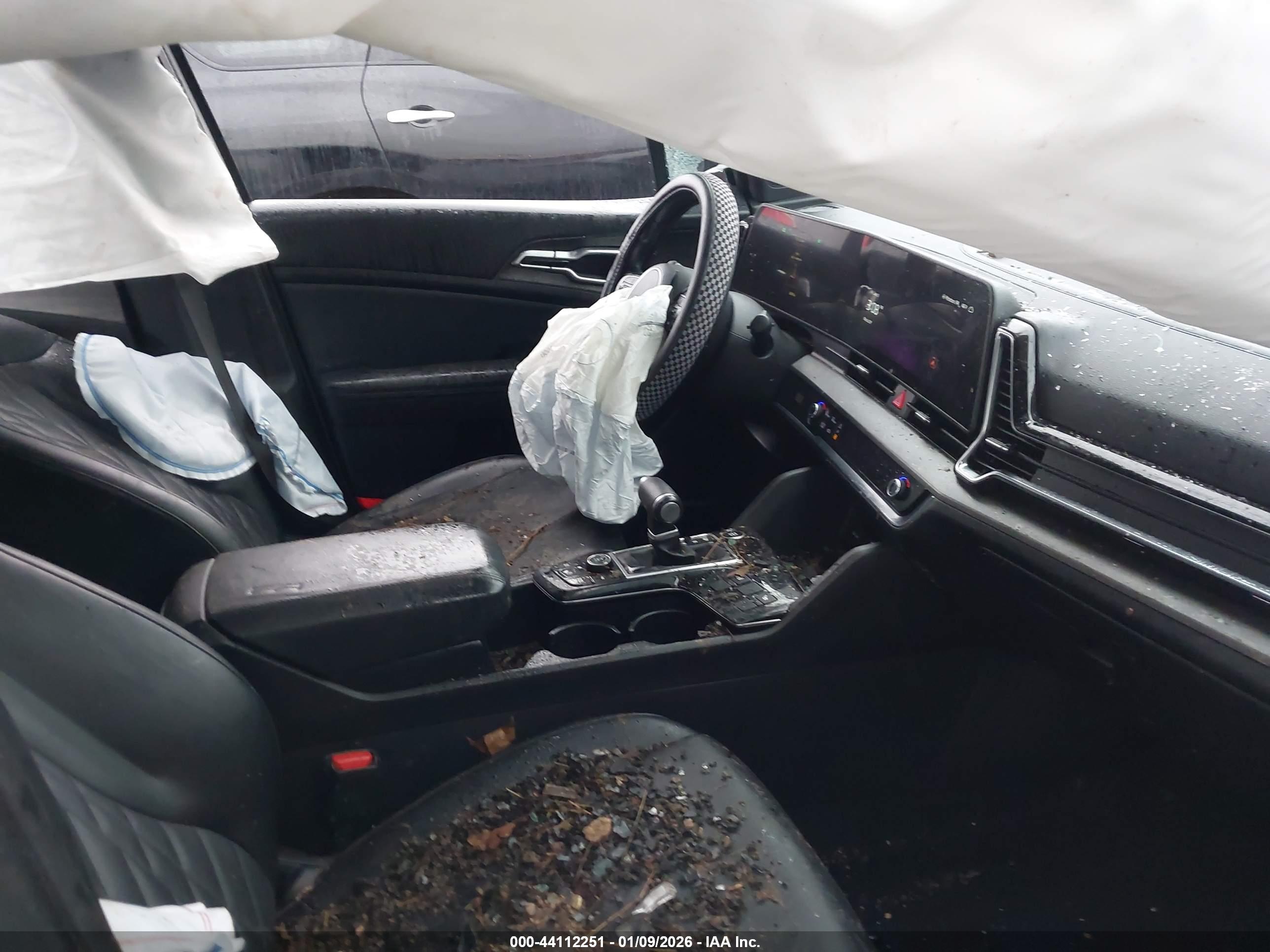 KIA SPORTAGE image 5
