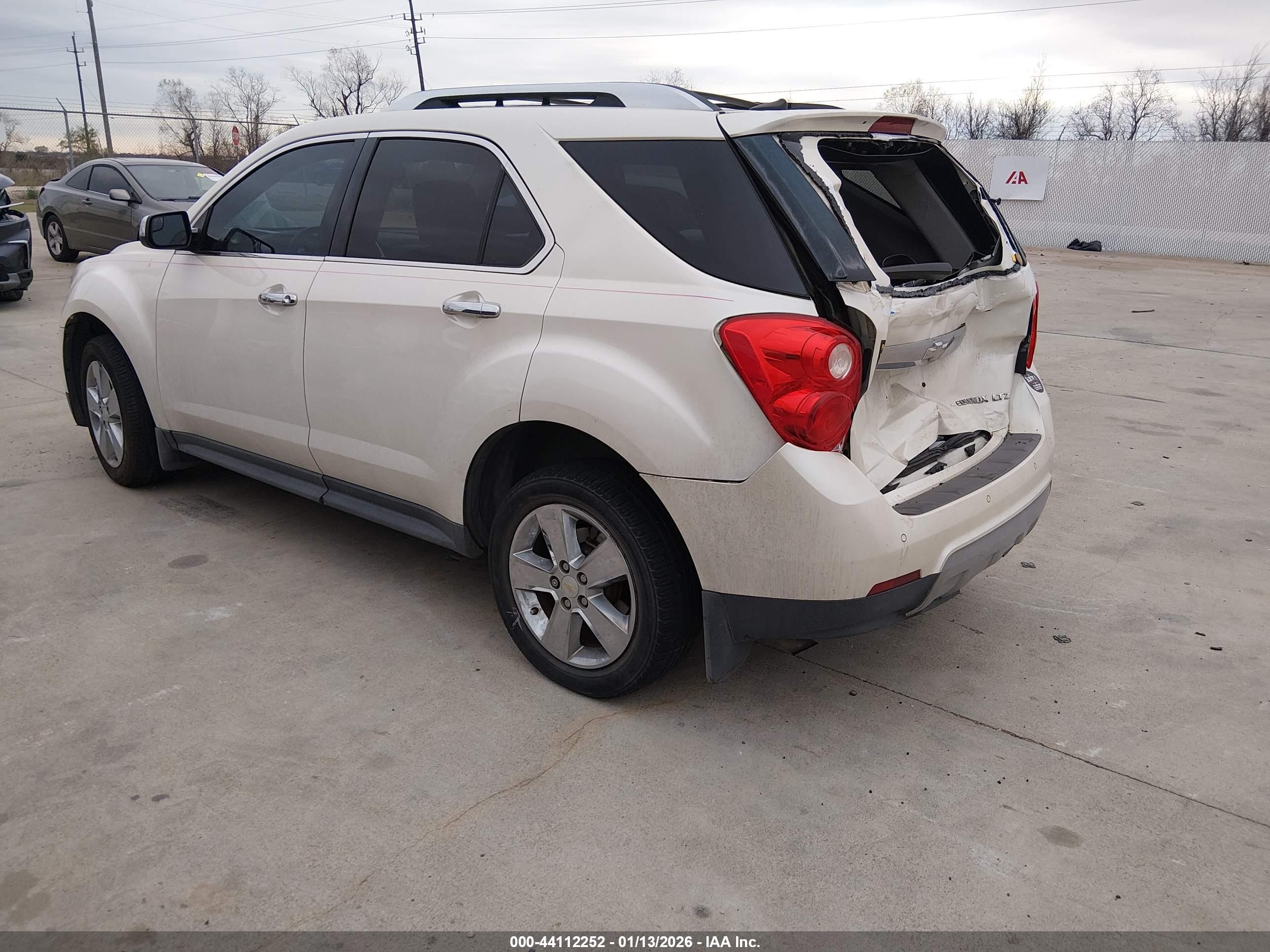 CHEVROLET EQUINOX image 3