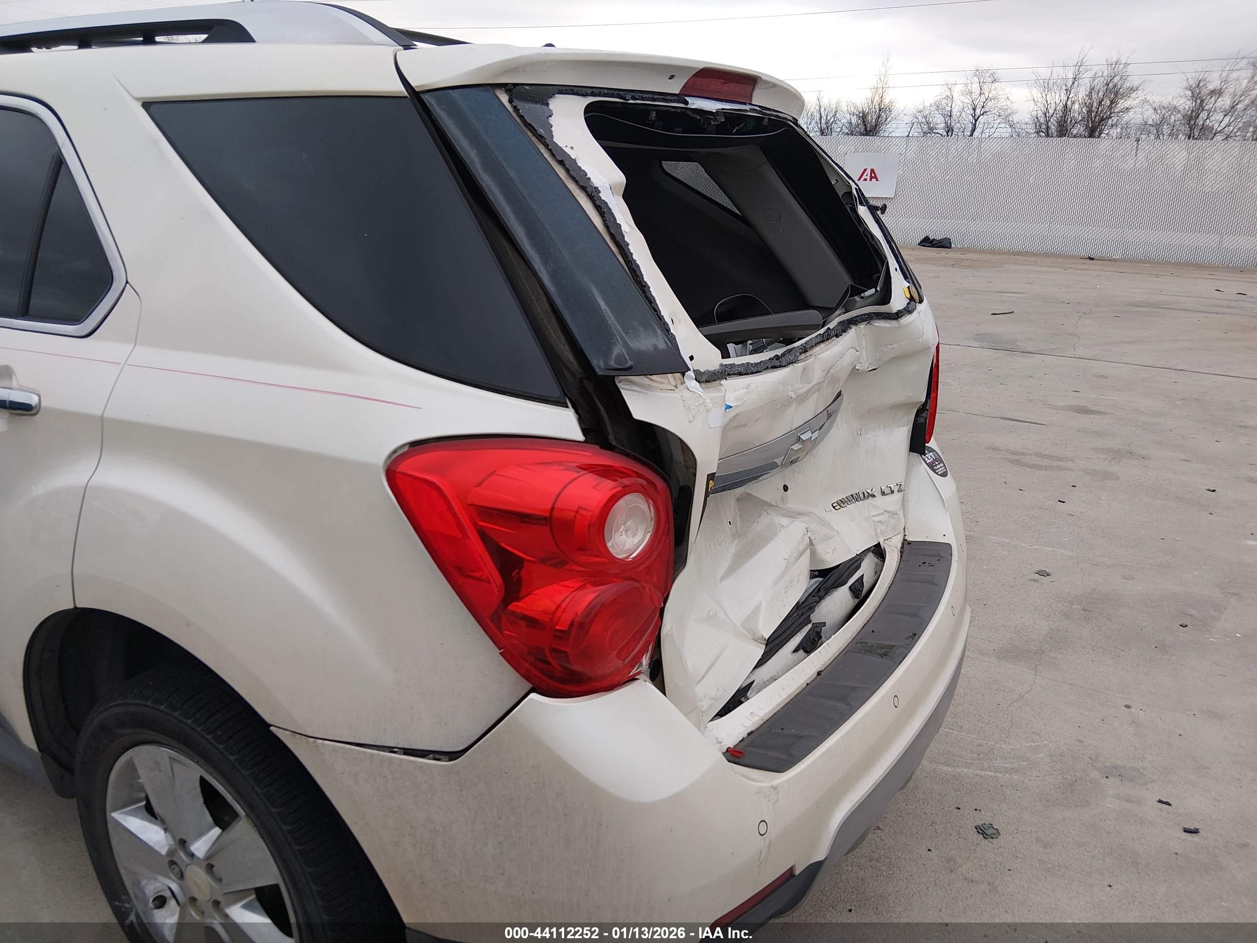 CHEVROLET EQUINOX image 6