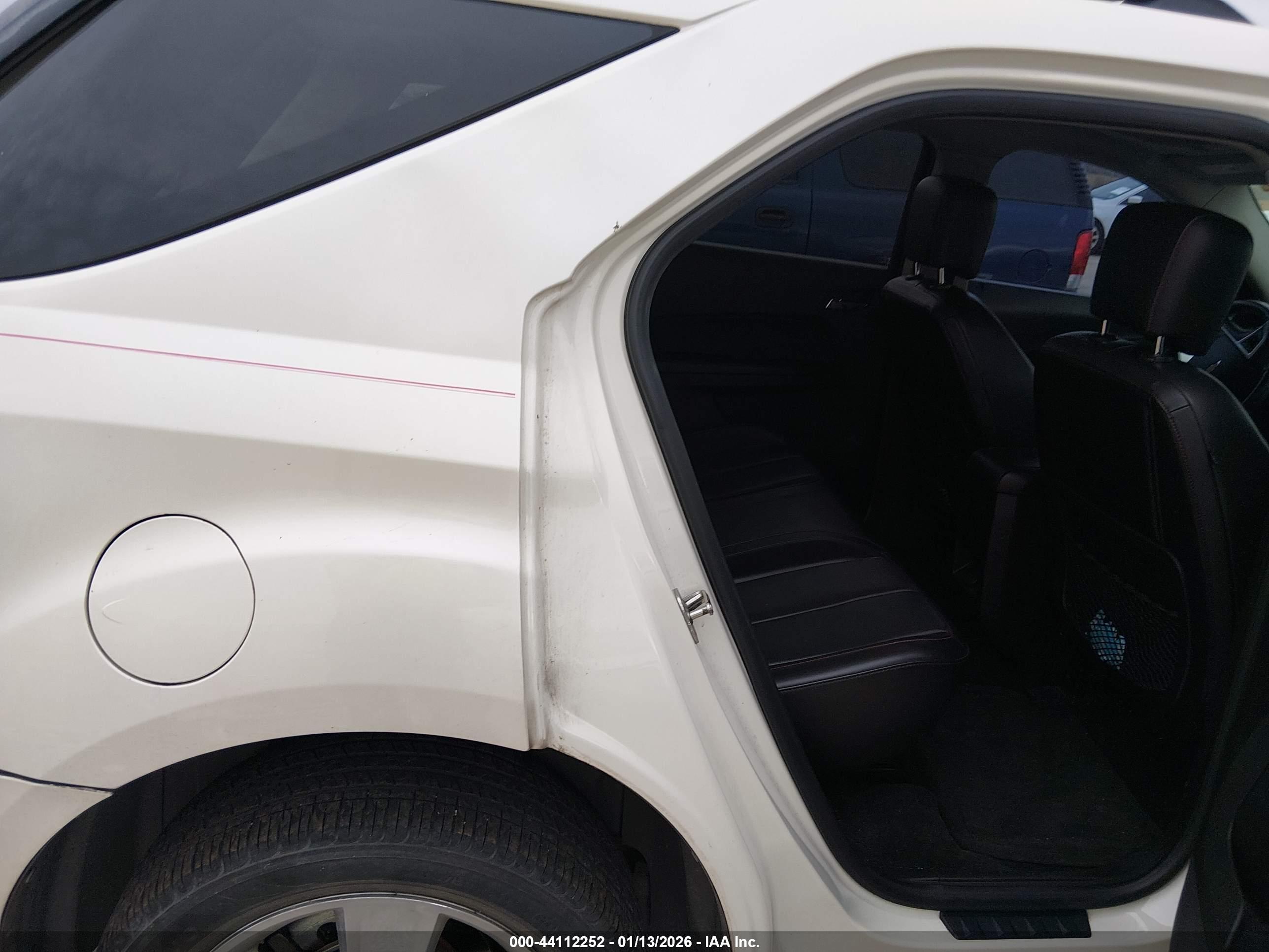 CHEVROLET EQUINOX image 8