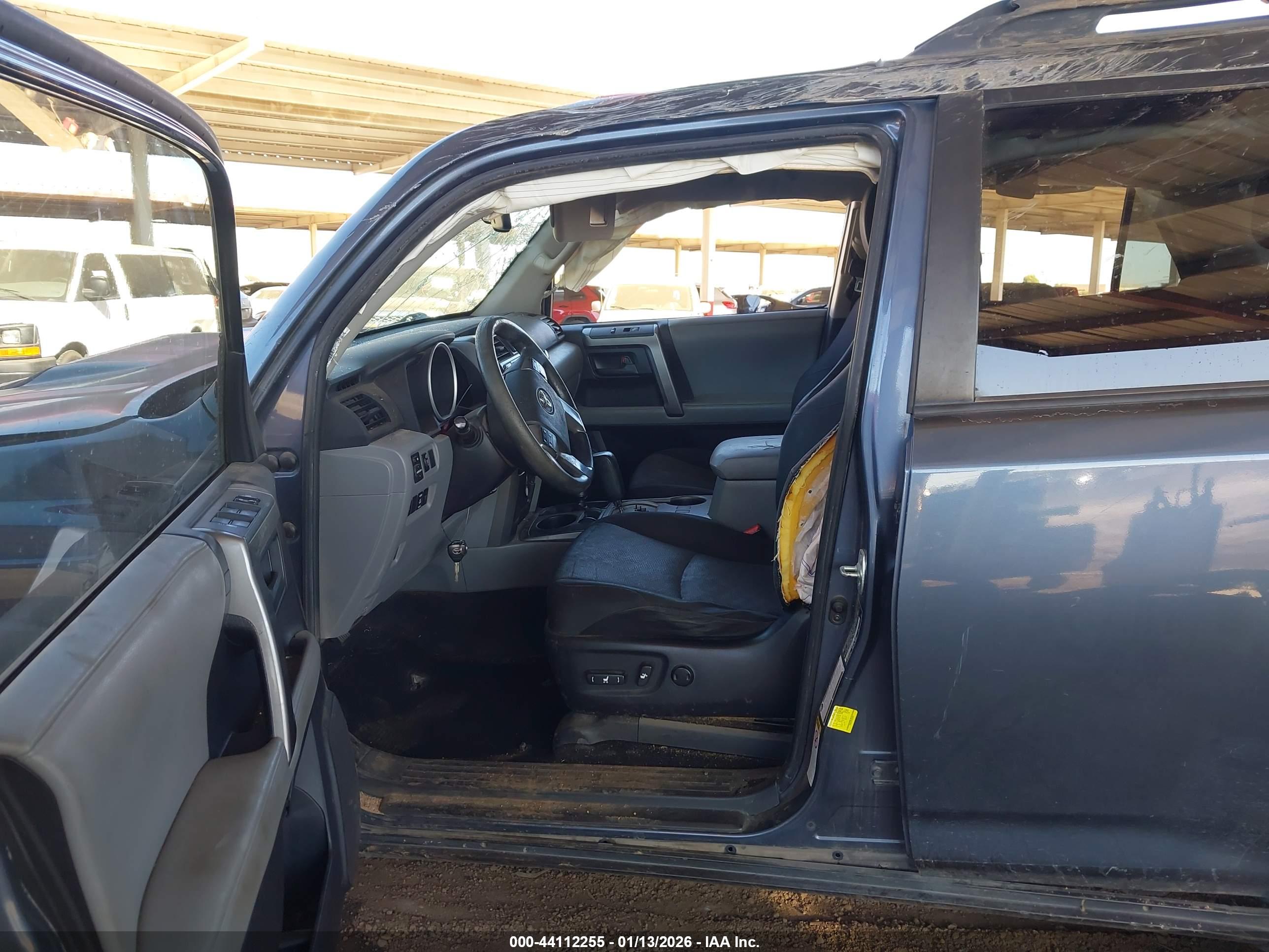 TOYOTA 4RUNNER image 5