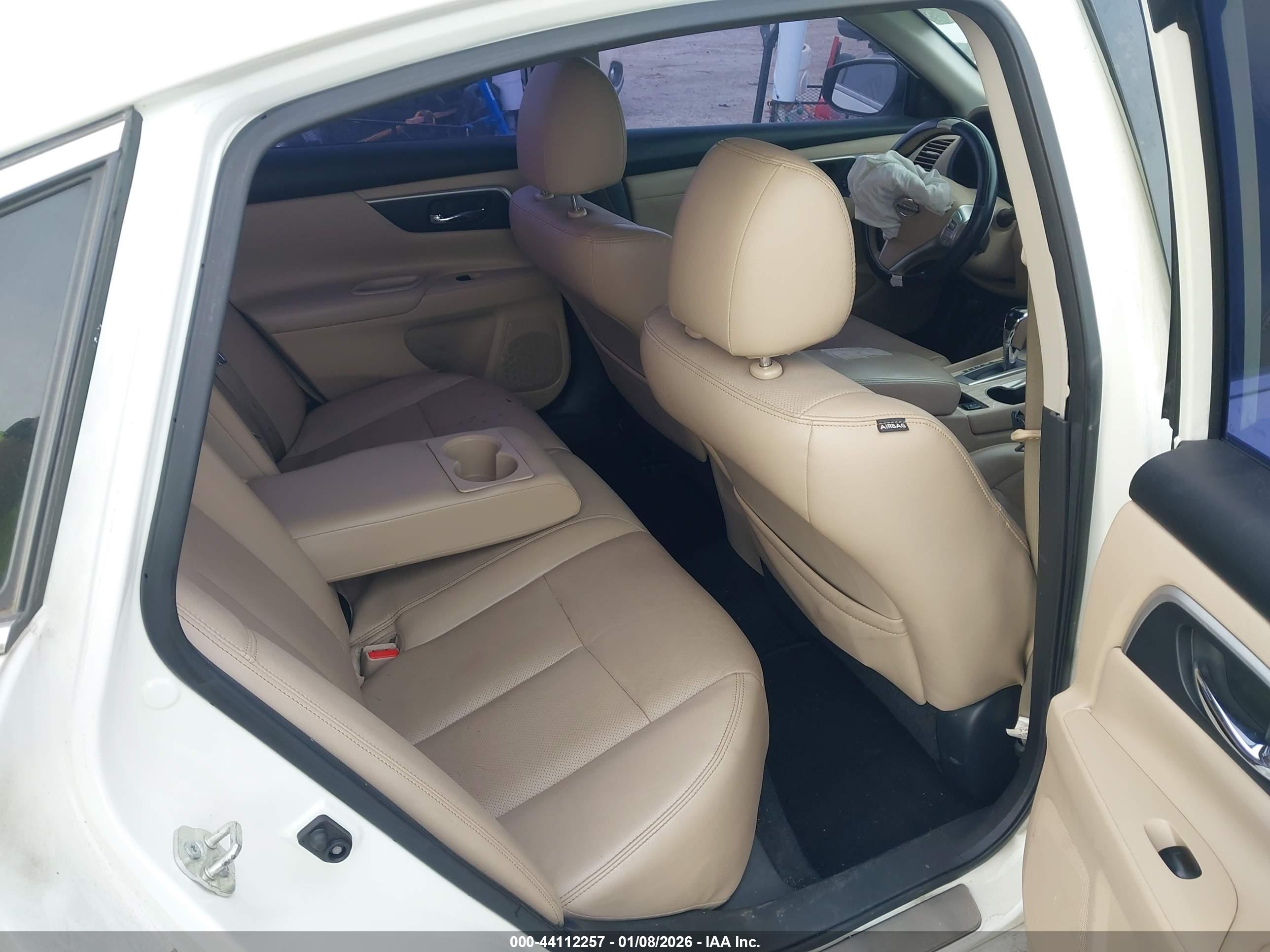 NISSAN ALTIMA image 8
